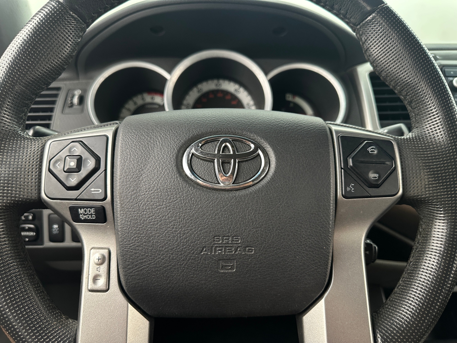 Thumbnail: 2015 Toyota Tacoma - 5