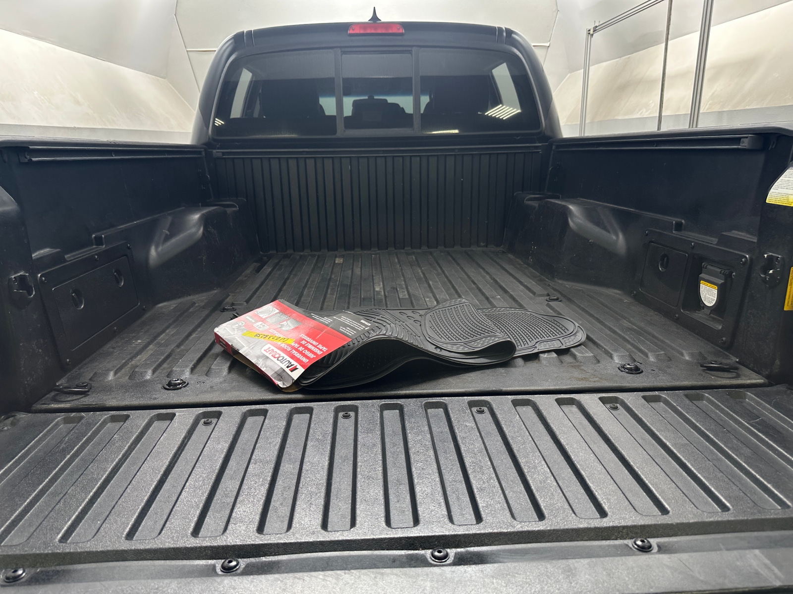 Thumbnail: 2015 Toyota Tacoma - 7