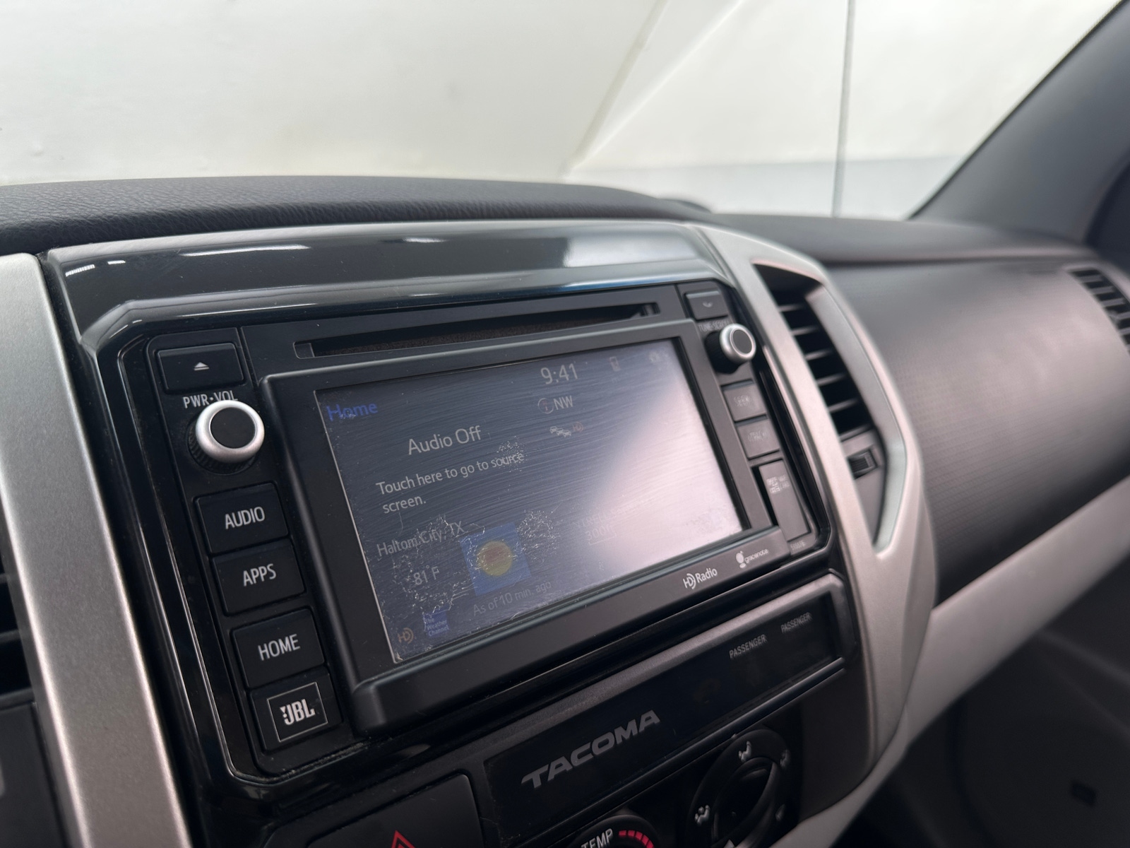 Thumbnail: 2015 Toyota Tacoma - 4