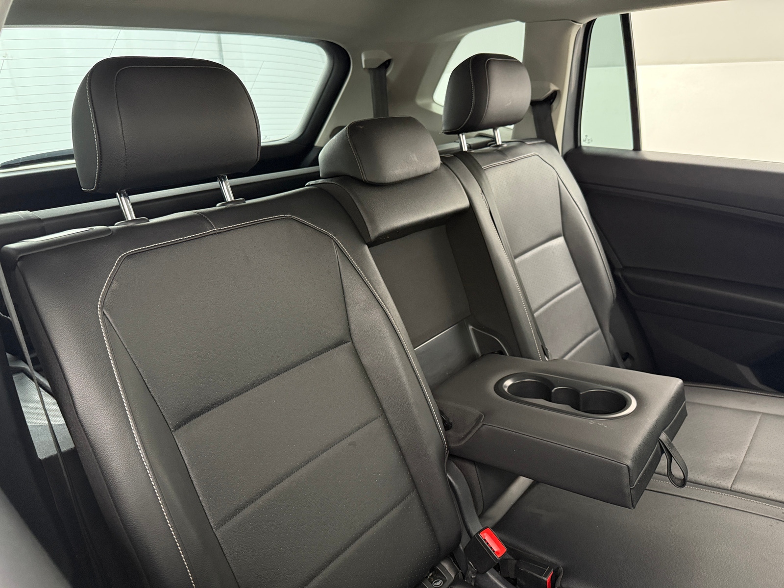Thumbnail: 2021 Volkswagen Tiguan - 5