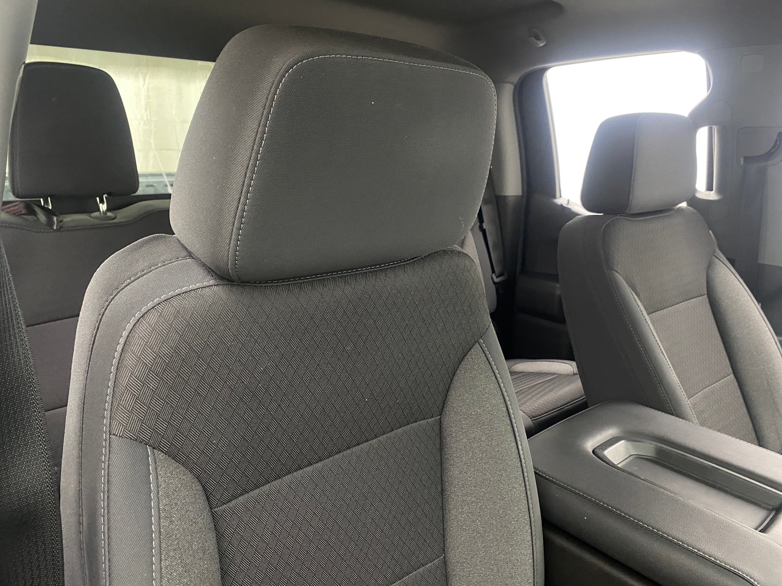 Thumbnail: 2020 Chevrolet Silverado 1500 - 2
