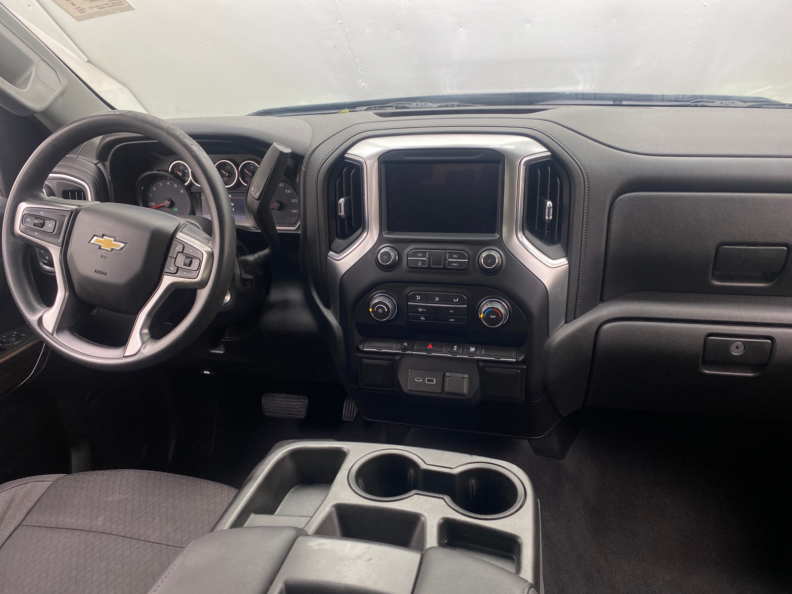 Thumbnail: 2020 Chevrolet Silverado 1500 - 3