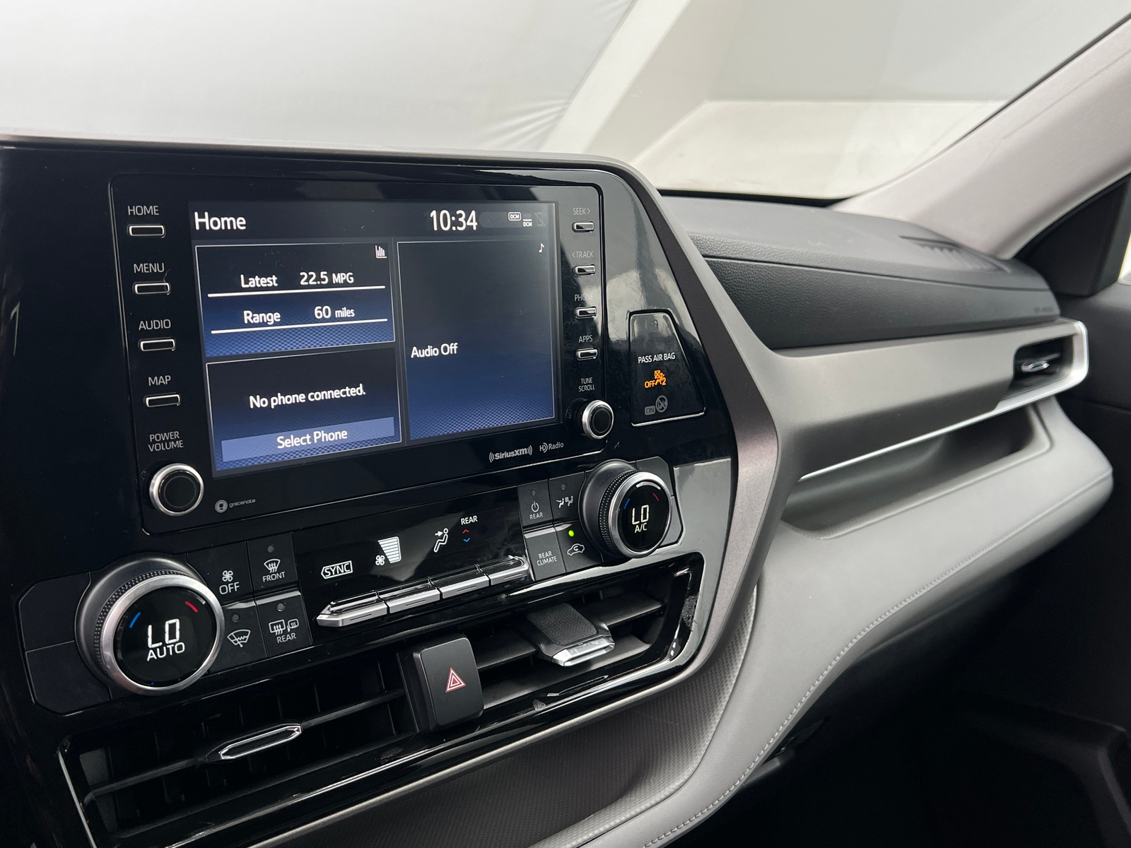 Thumbnail: 2021 Toyota Highlander - 4