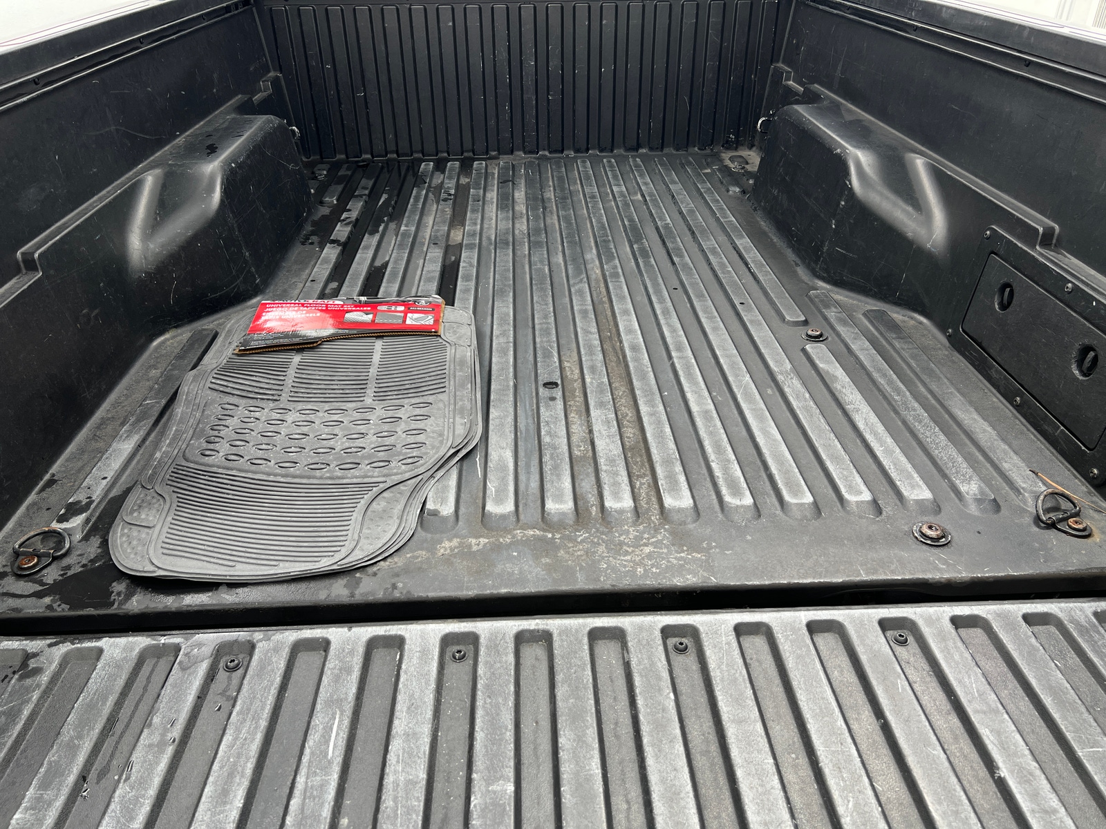 Thumbnail: 2020 Toyota Tacoma - 7