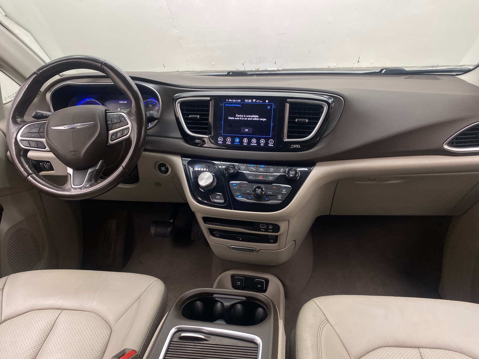 Thumbnail: 2019 Chrysler Pacifica - 2