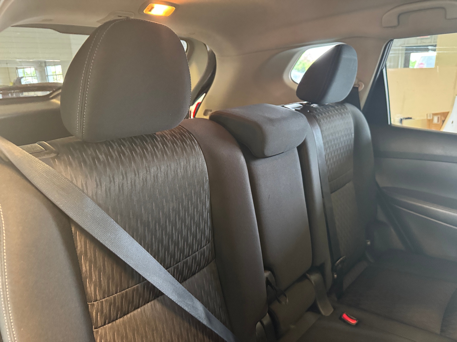 Thumbnail: 2019 Nissan Rogue - 6