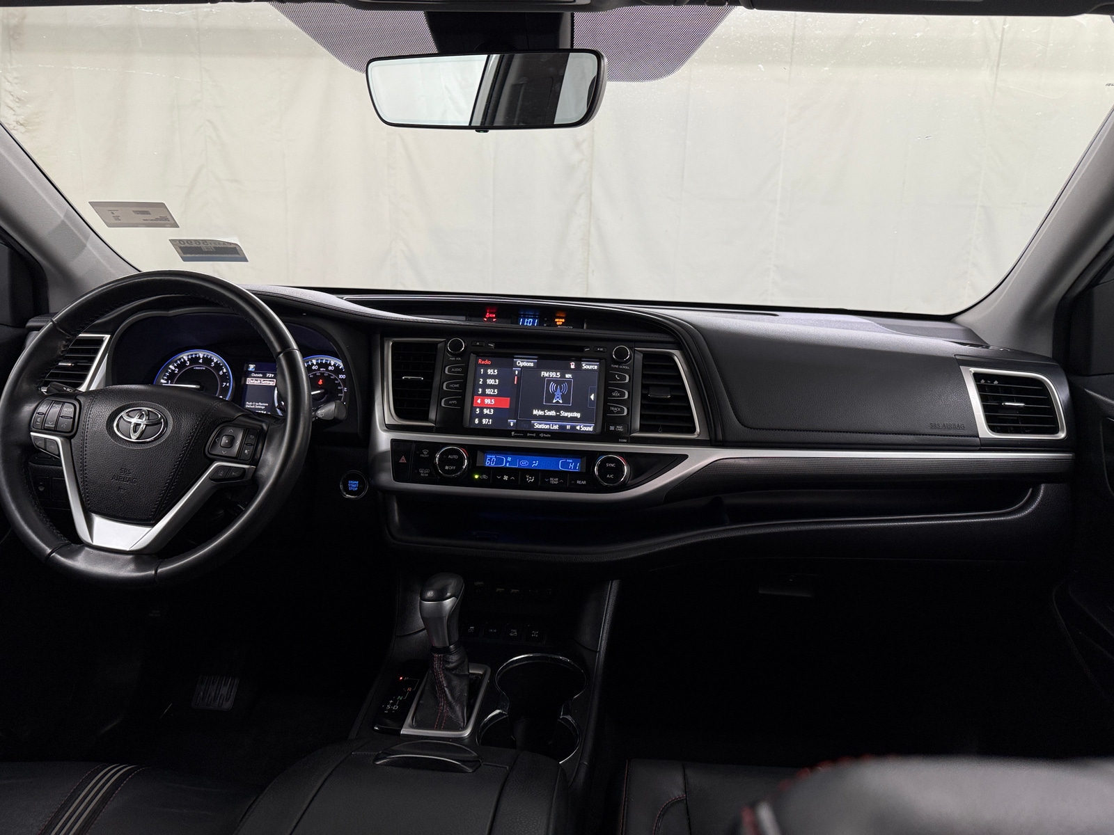 Thumbnail: 2019 Toyota Highlander - 3