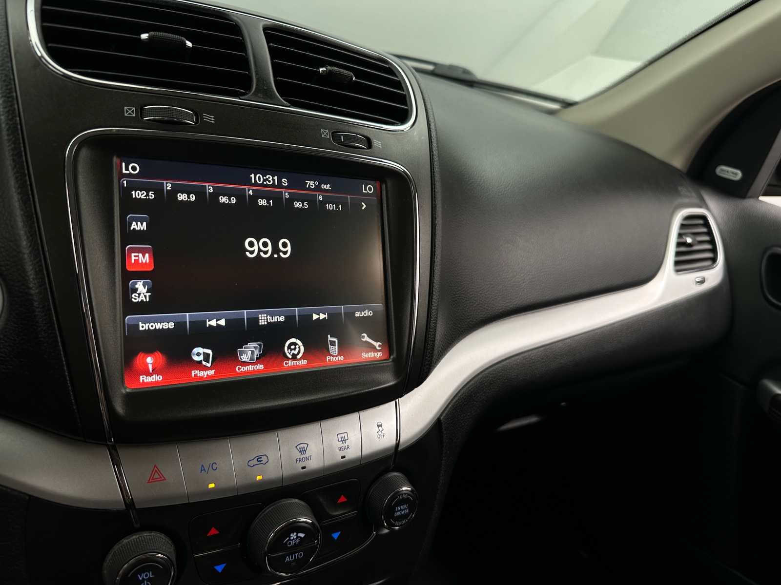 Thumbnail: 2018 Dodge Journey - 4