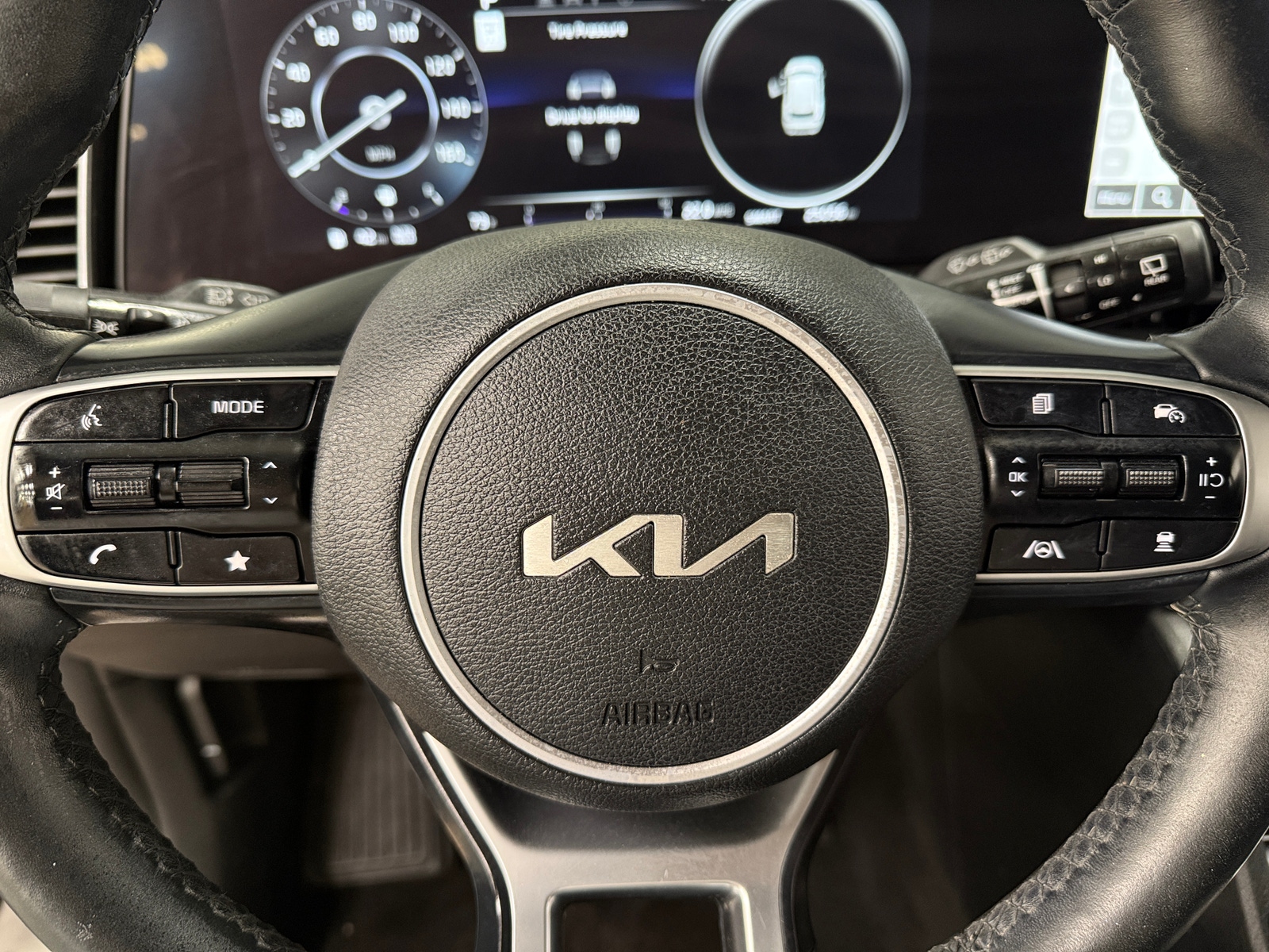 Thumbnail: 2023 Kia Sportage - 4