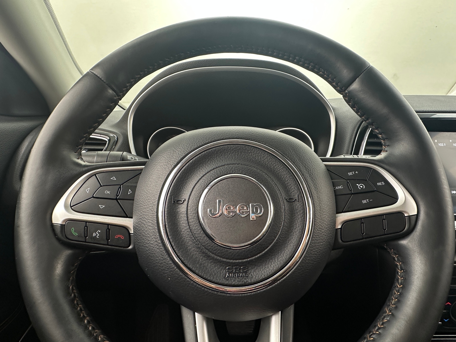 Thumbnail: 2018 Jeep Compass - 4