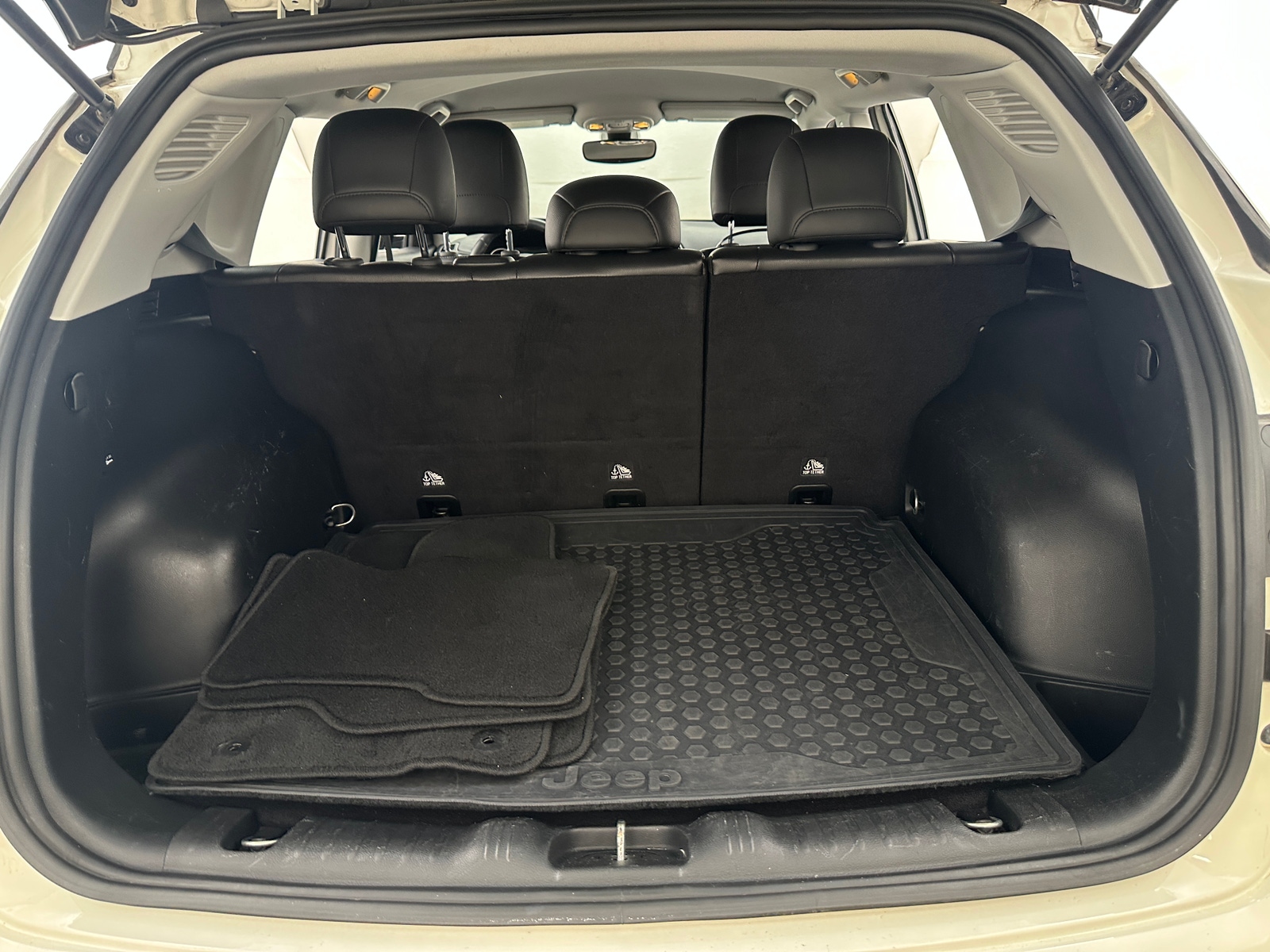 Thumbnail: 2018 Jeep Compass - 6