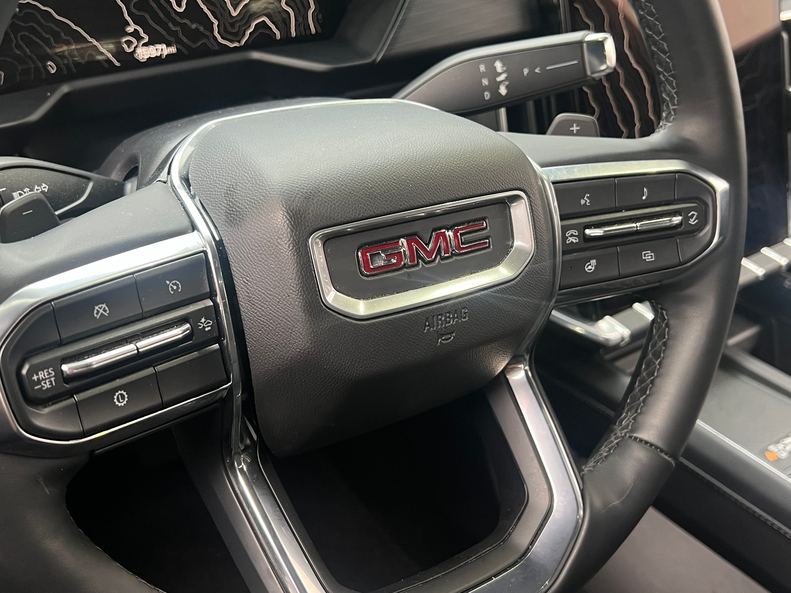 Thumbnail: 2024 GMC Acadia - 4