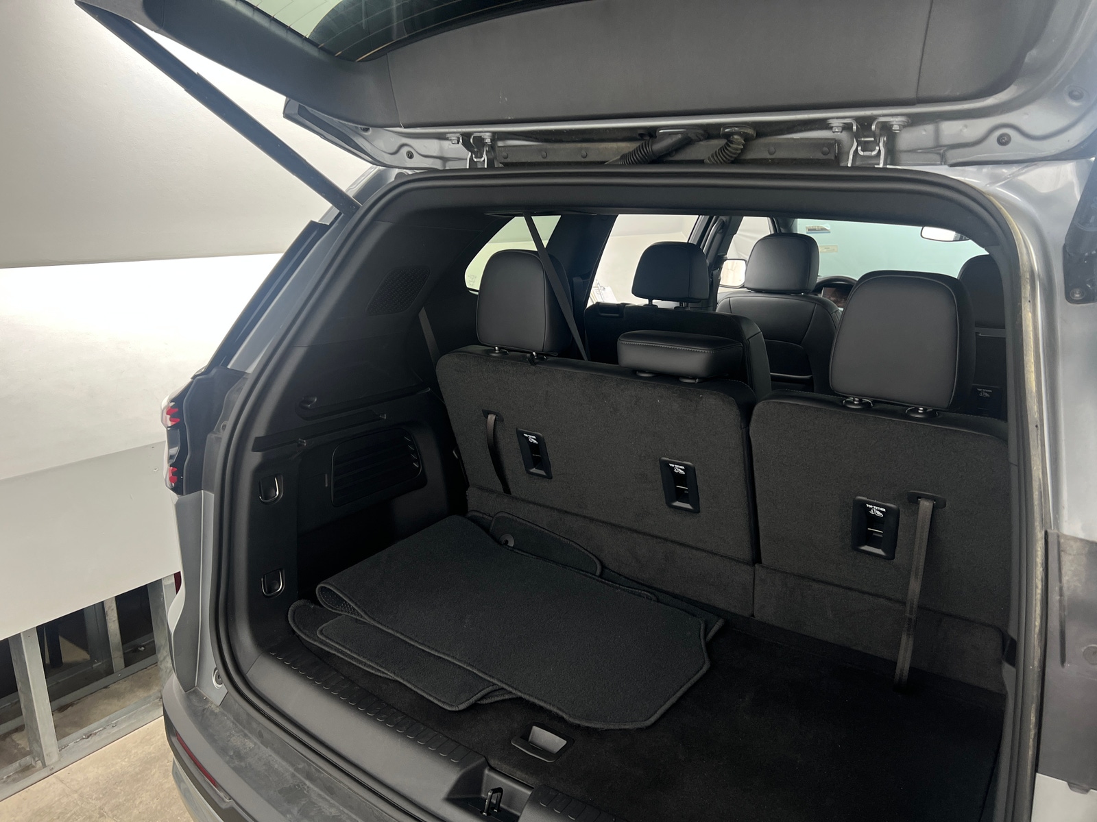 Thumbnail: 2024 GMC Acadia - 6