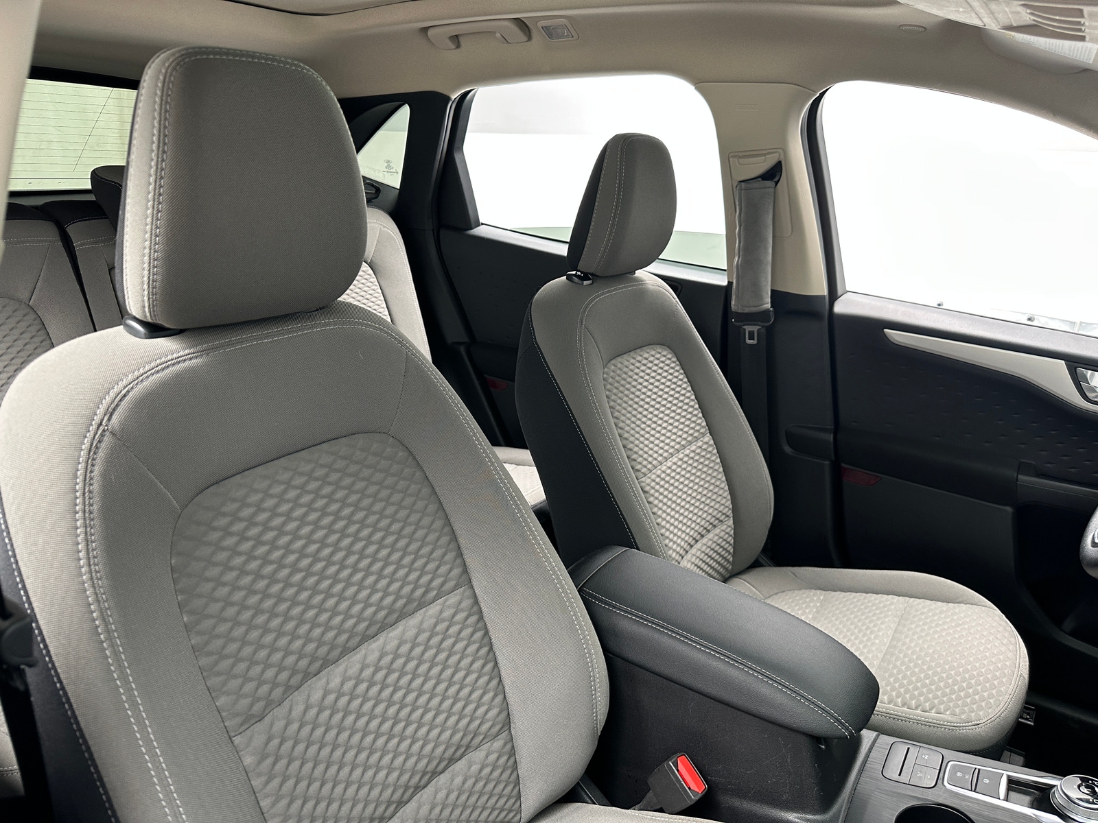 Thumbnail: 2020 Ford Escape - 2
