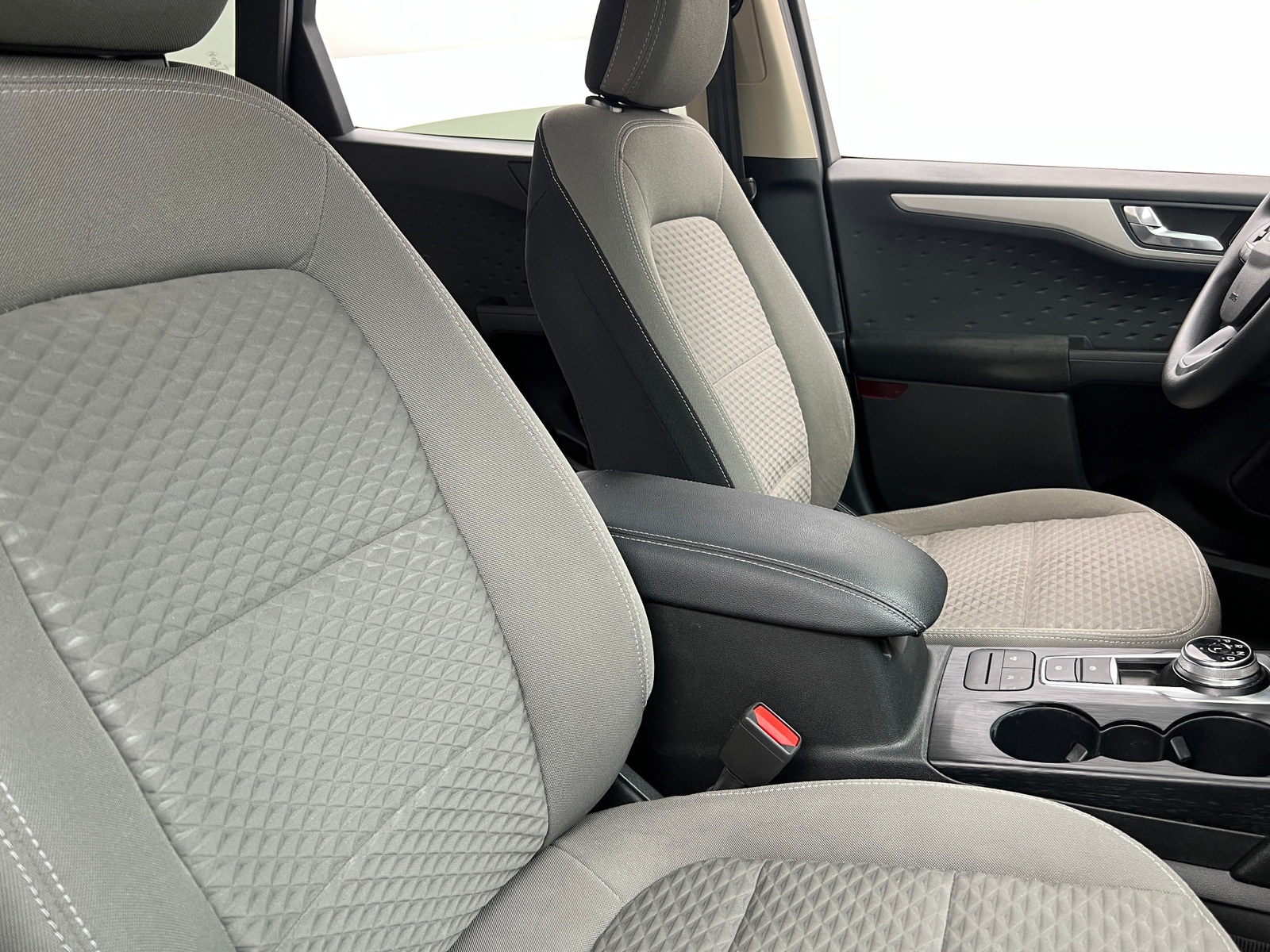 Thumbnail: 2020 Ford Escape - 2