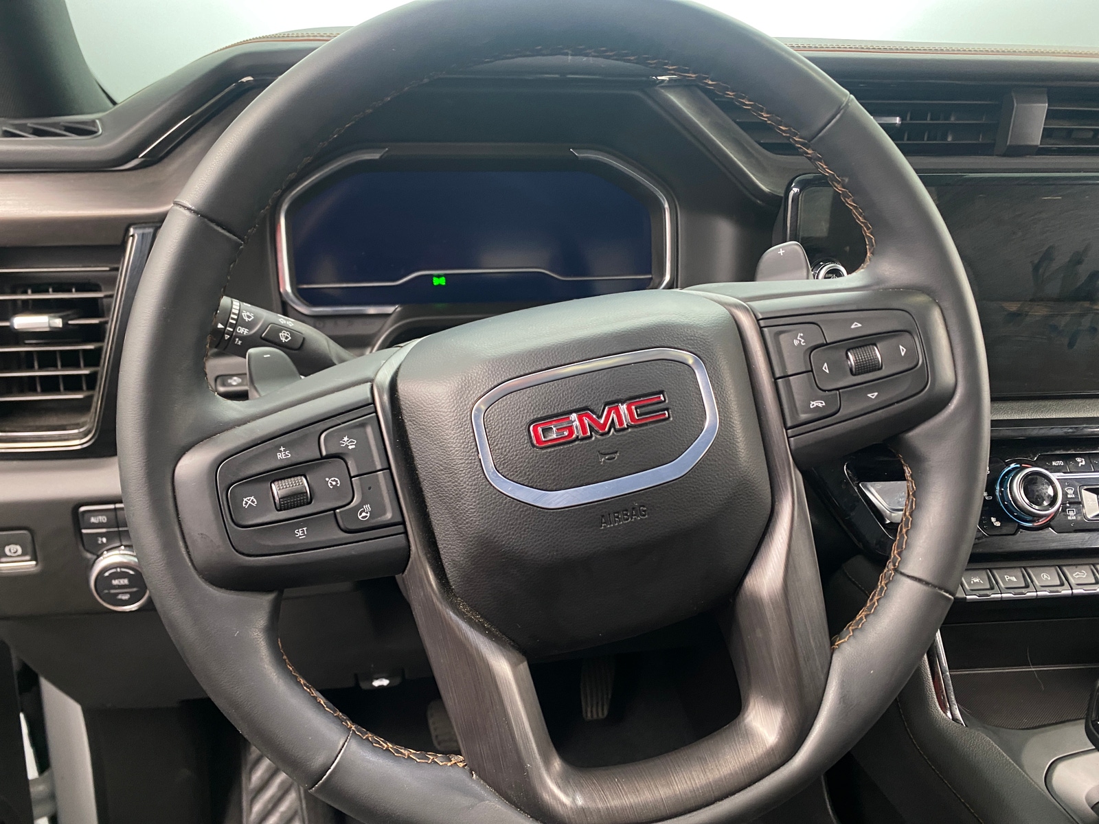 Thumbnail: 2025 GMC Sierra 1500 - 4