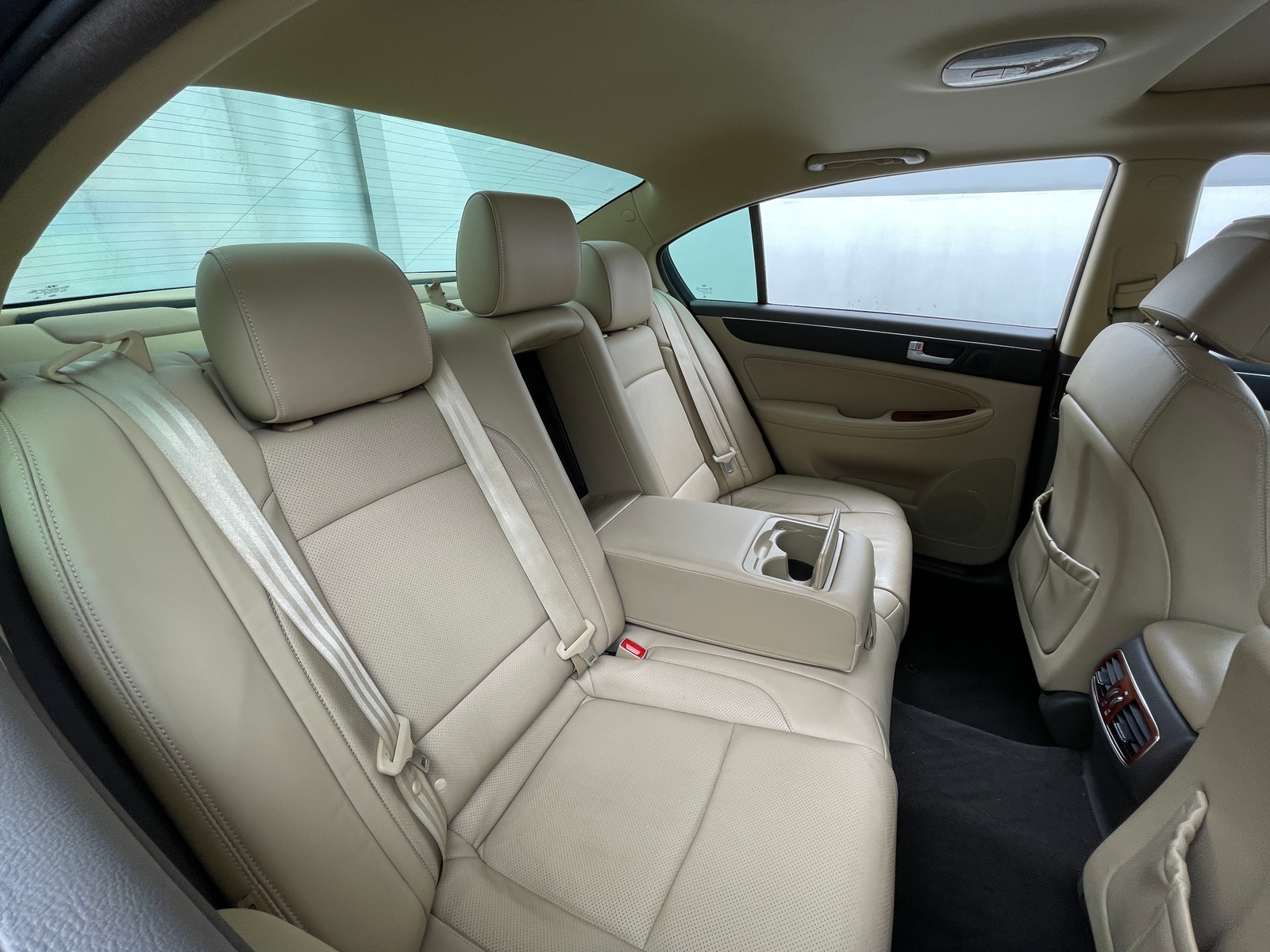 Thumbnail: 2013 Hyundai Genesis - 5