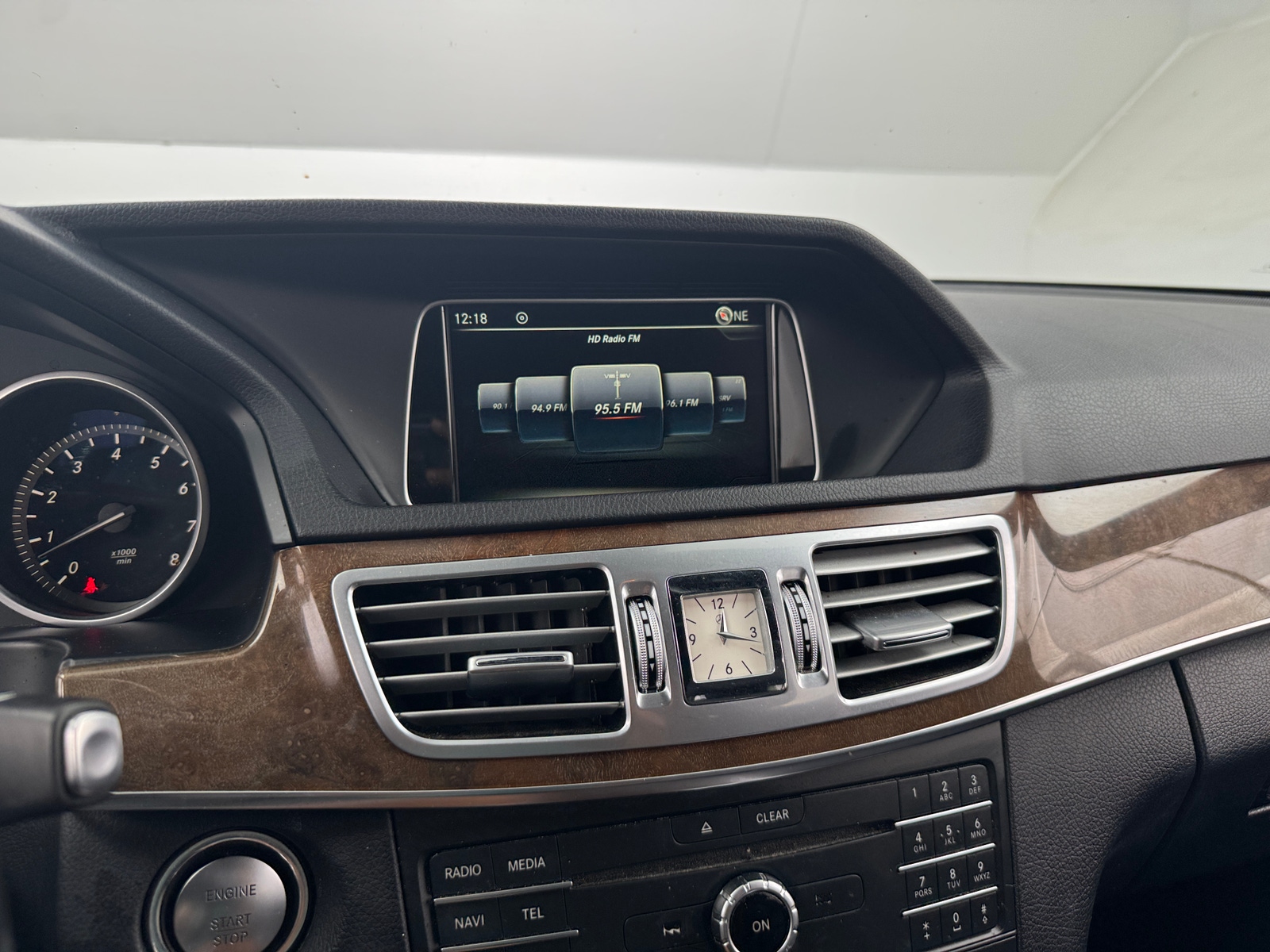 Thumbnail: 2016 Mercedes-Benz E-Class - 3
