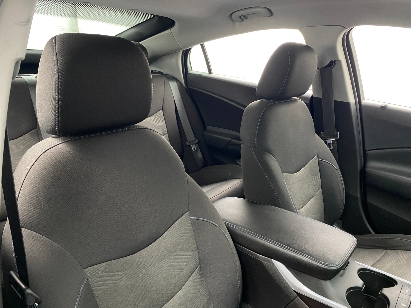 Thumbnail: 2019 Chevrolet Volt - 2