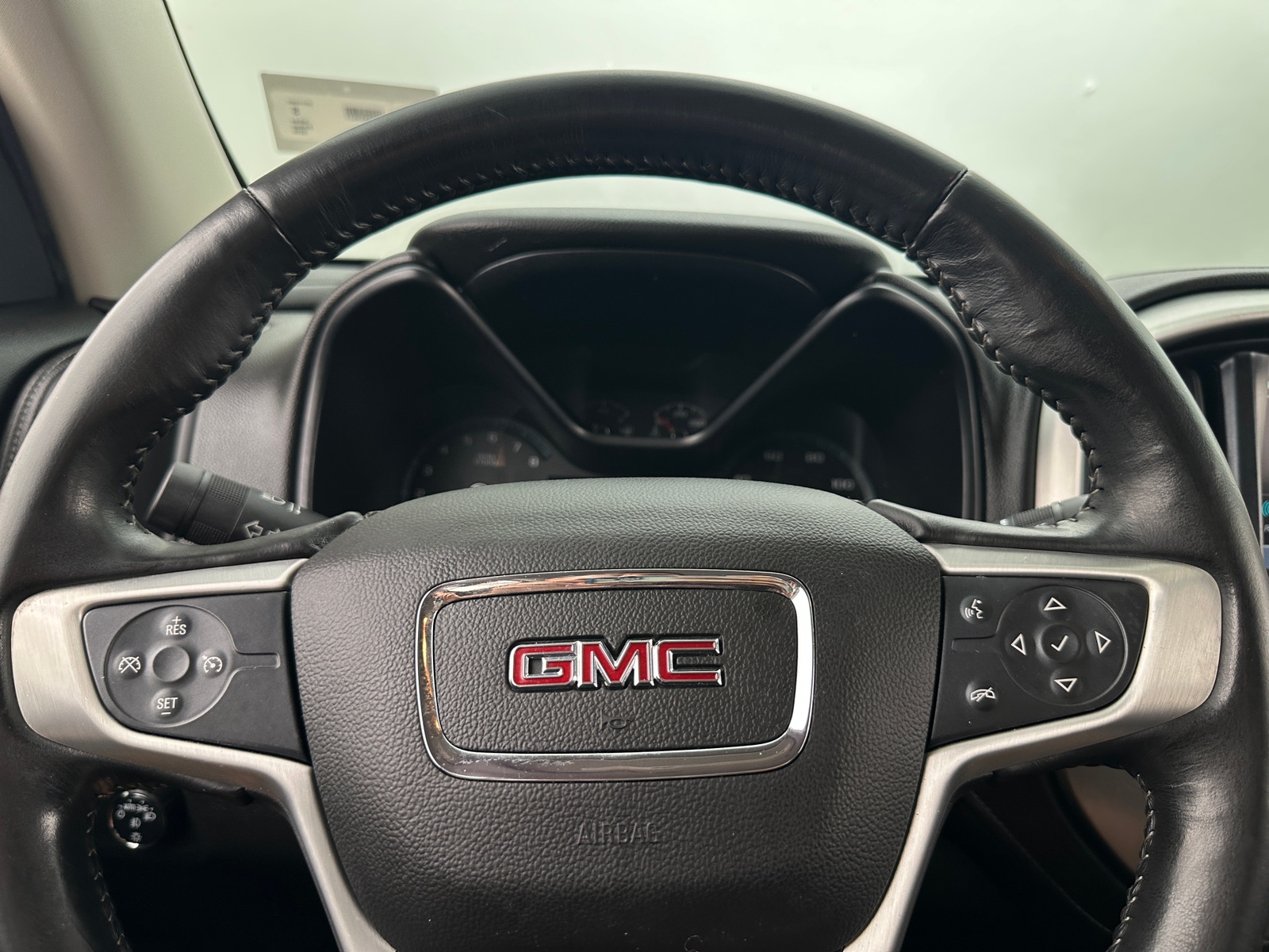 Thumbnail: 2018 GMC Canyon - 5
