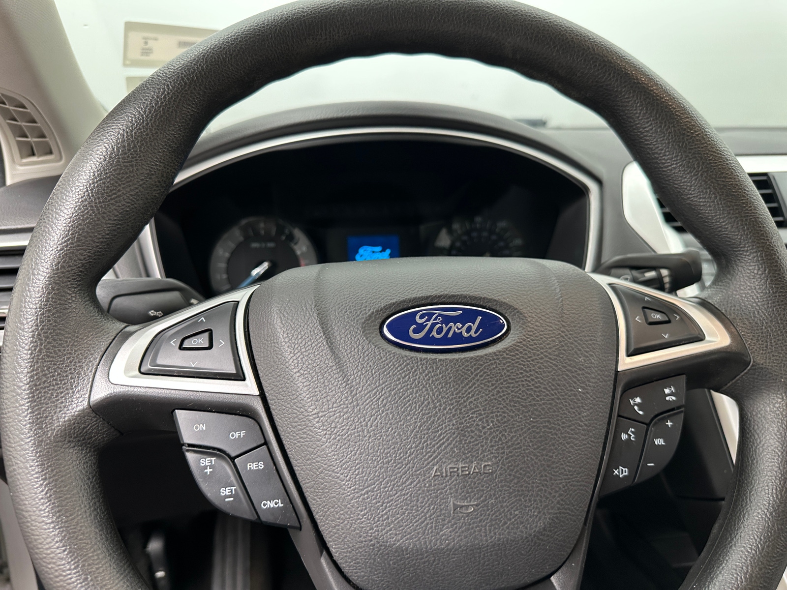 Thumbnail: 2016 Ford Fusion - 5