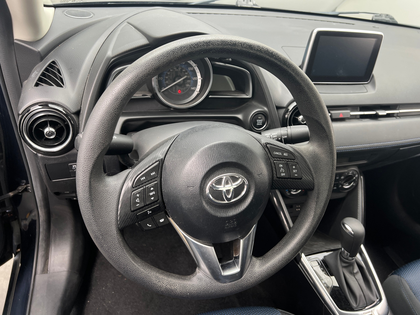 Thumbnail: 2017 Toyota Yaris iA - 5