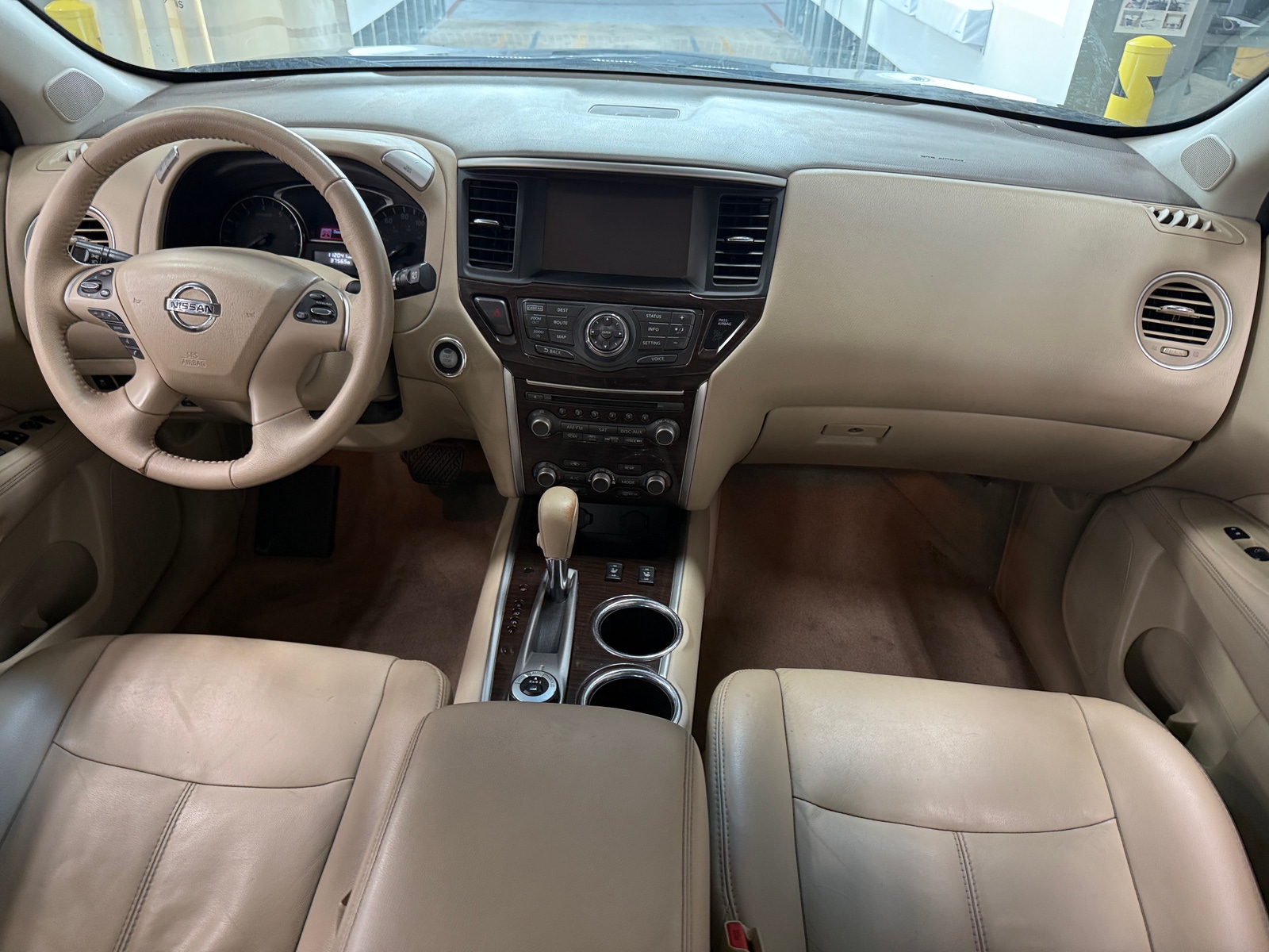 Thumbnail: 2015 Nissan Pathfinder - 2
