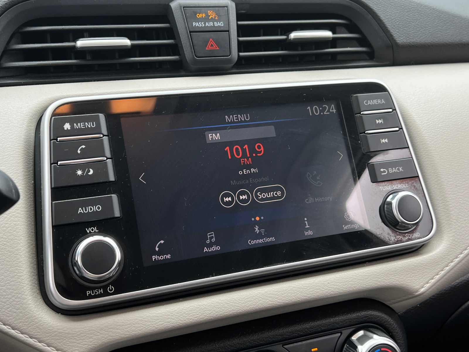 Thumbnail: 2021 Nissan Versa - 4