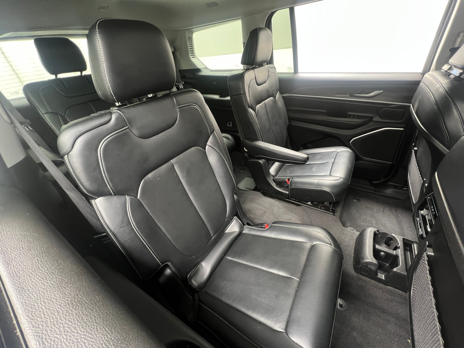 Thumbnail: 2021 Jeep Grand Cherokee L - 5