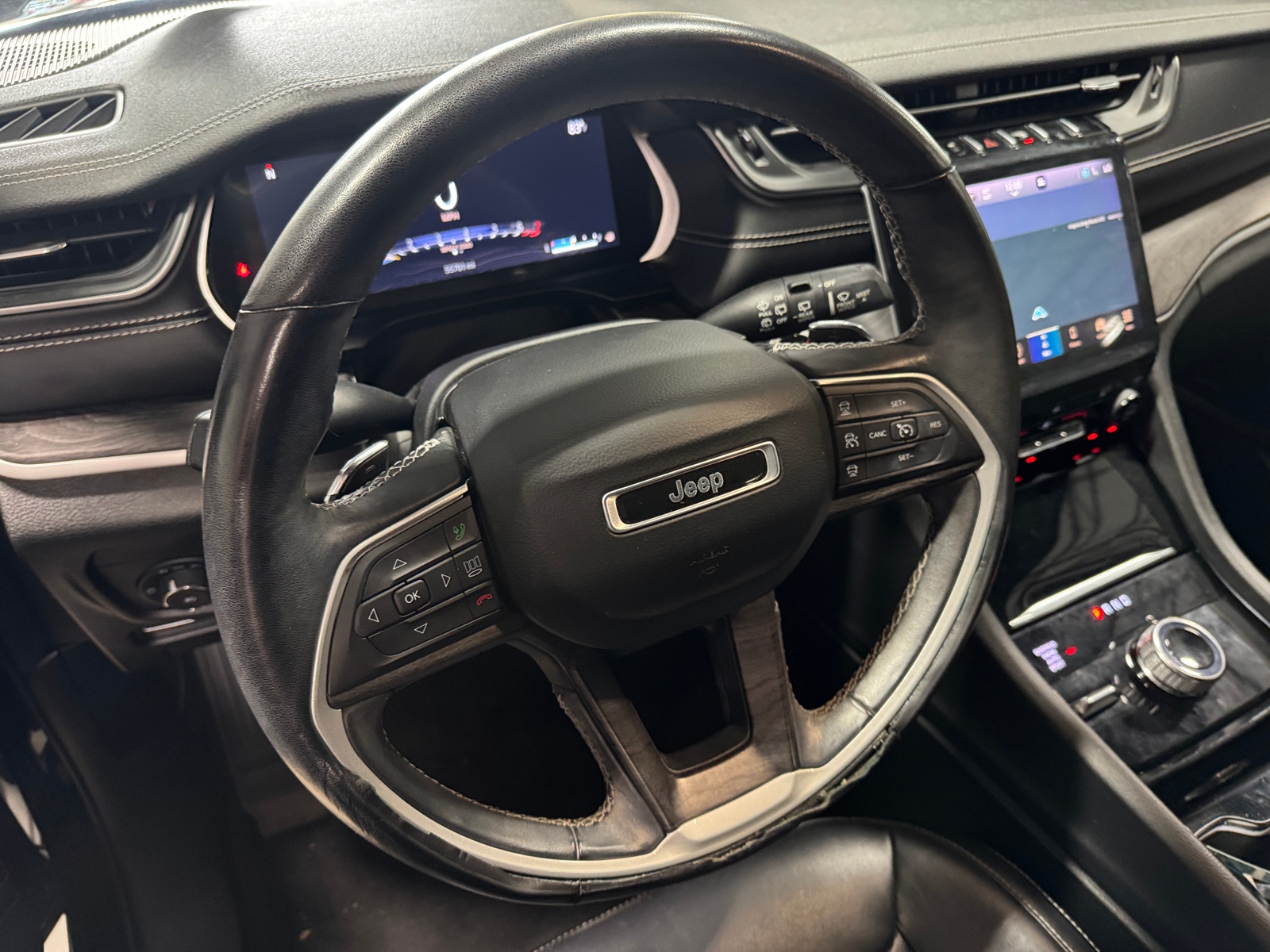 Thumbnail: 2021 Jeep Grand Cherokee L - 4