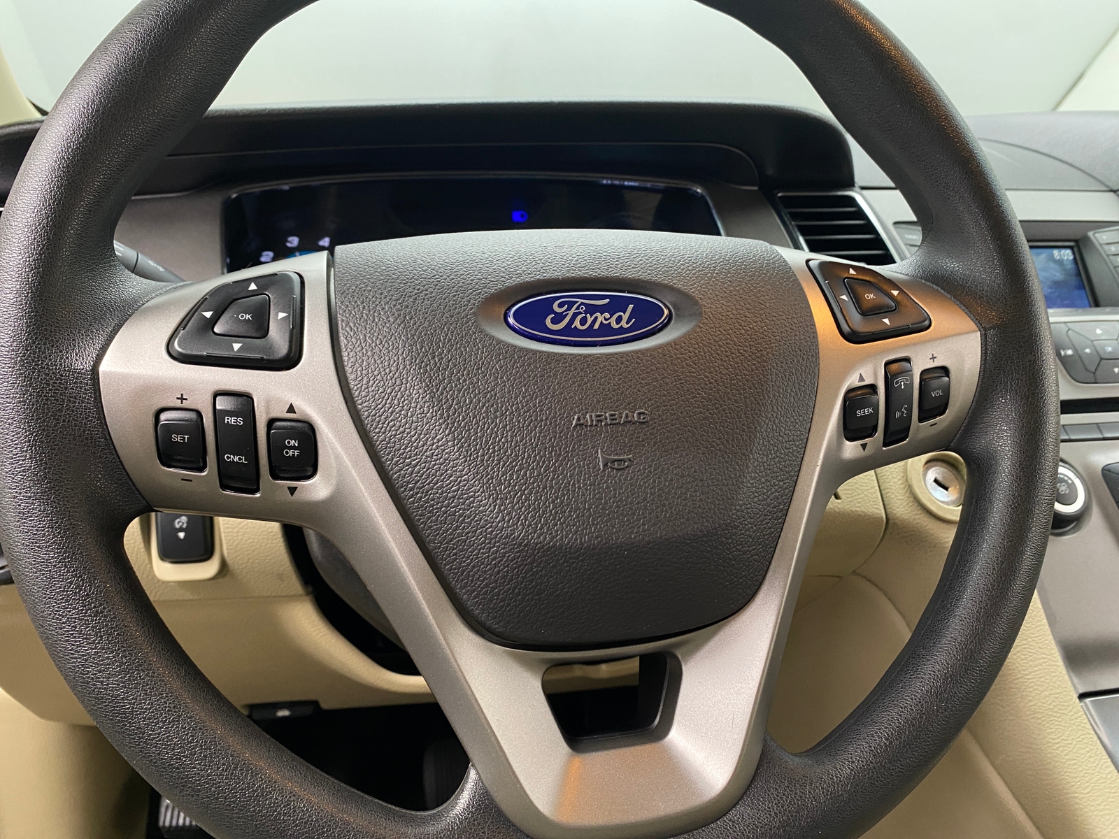 Thumbnail: 2017 Ford Taurus - 5