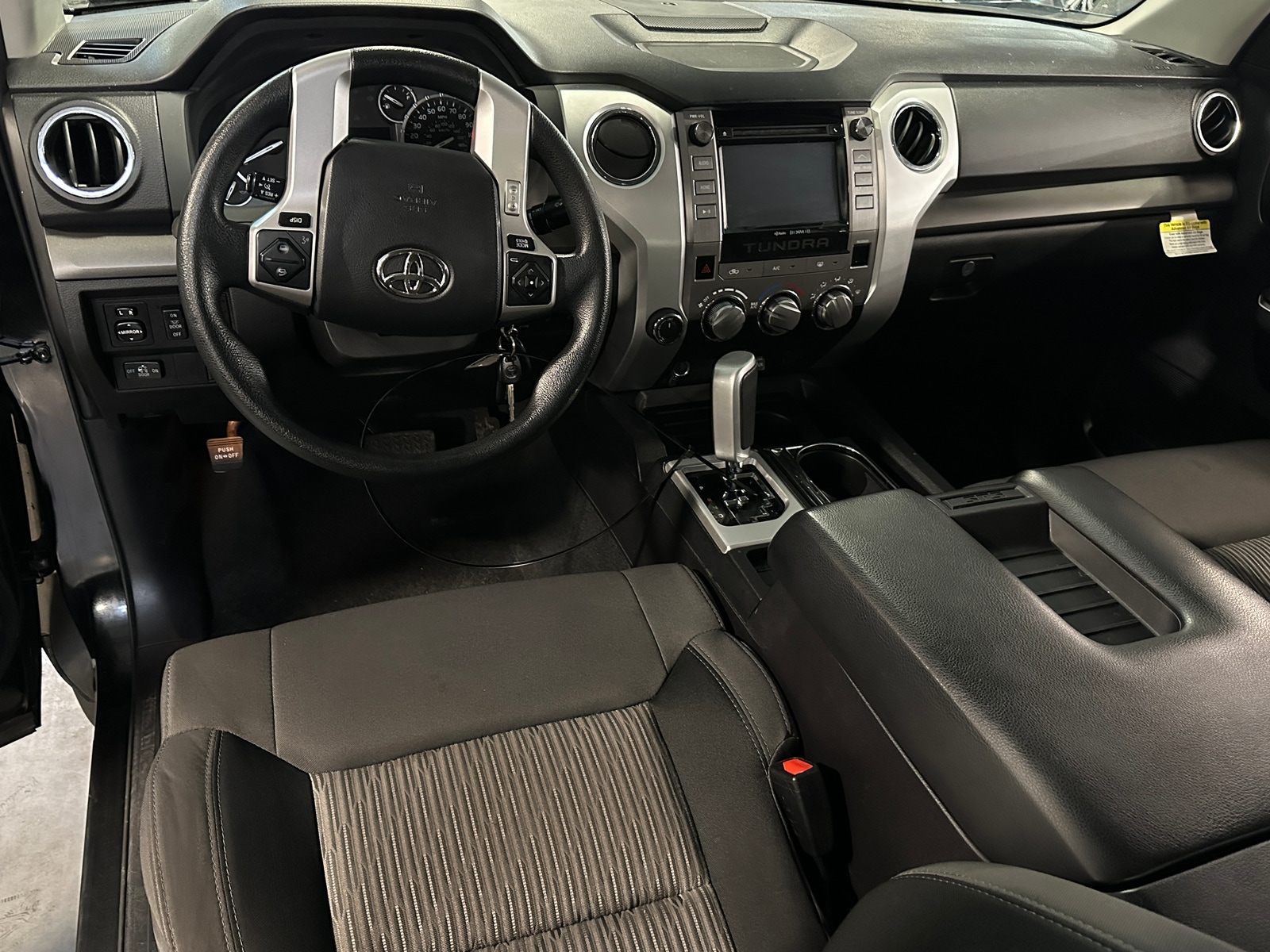 Thumbnail: 2016 Toyota Tundra - 3