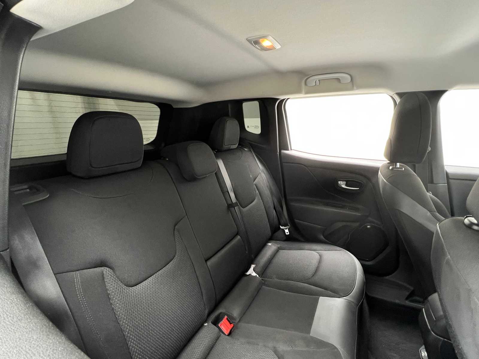 Thumbnail: 2018 Jeep Renegade - 6