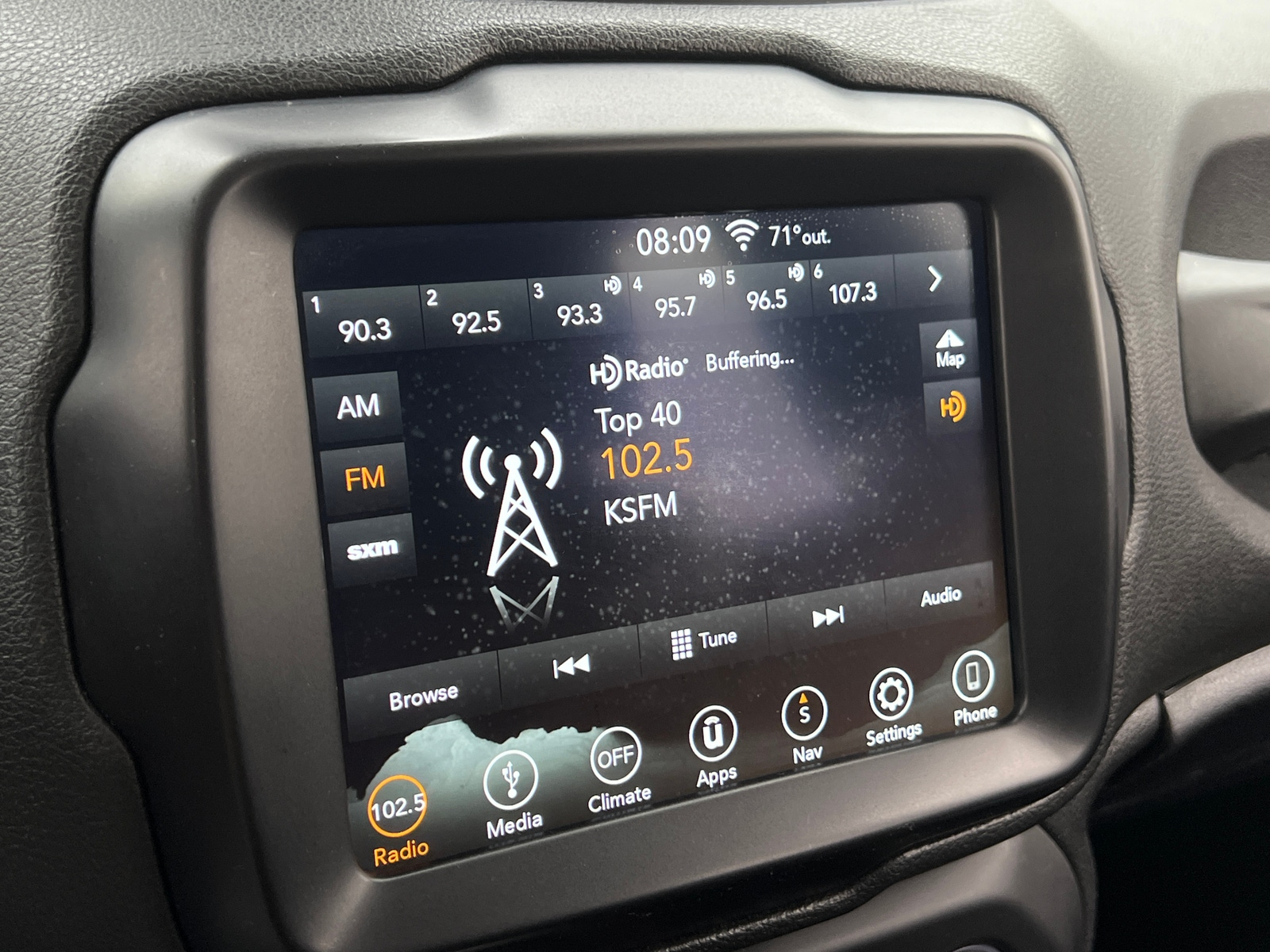 Thumbnail: 2018 Jeep Renegade - 4