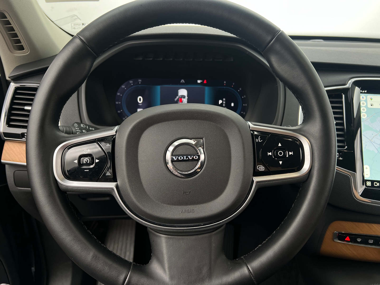 Thumbnail: 2025 Volvo XC90 - 4
