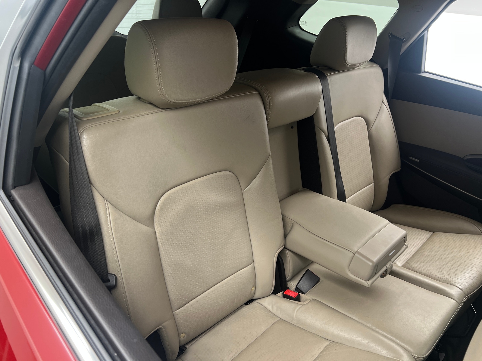 Thumbnail: 2013 Hyundai Santa Fe - 6