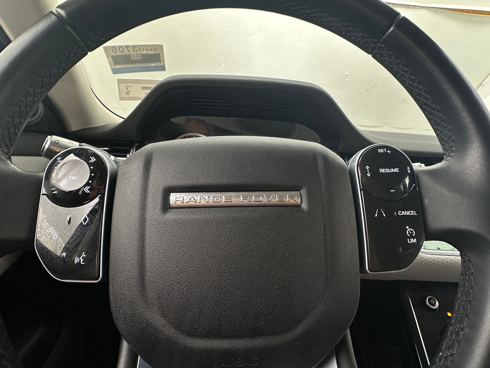 Thumbnail: 2020 Land Rover Range Rover Evoque - 4