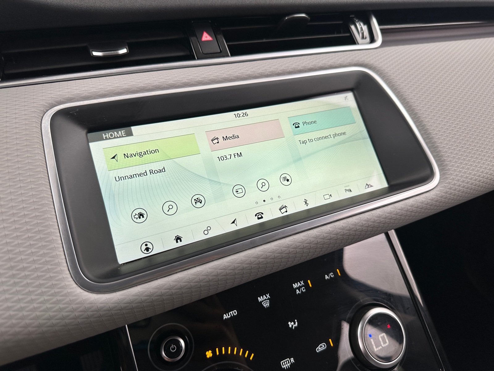 Thumbnail: 2020 Land Rover Range Rover Evoque - 3
