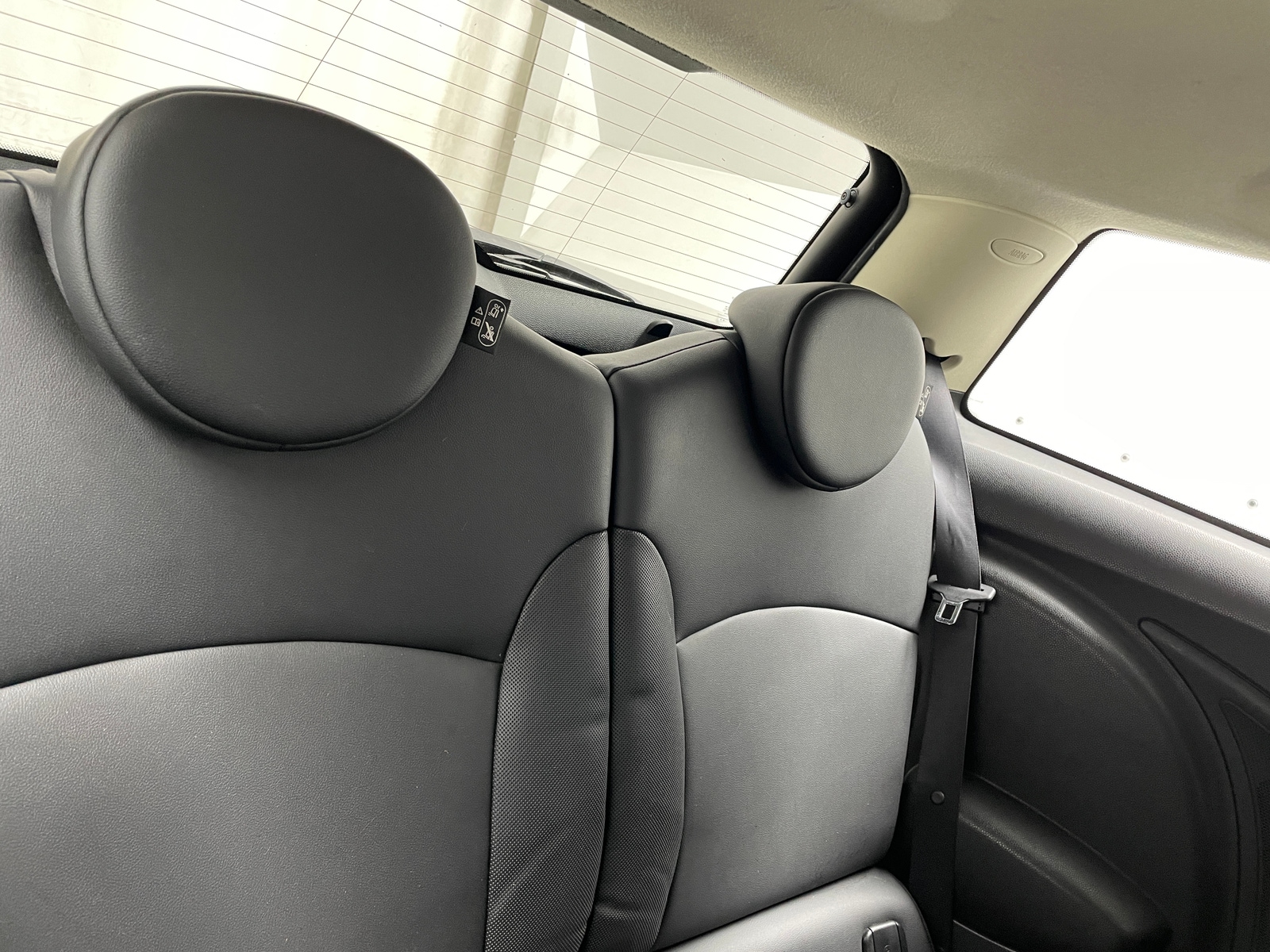 Thumbnail: 2013 MINI Cooper Hardtop - 5