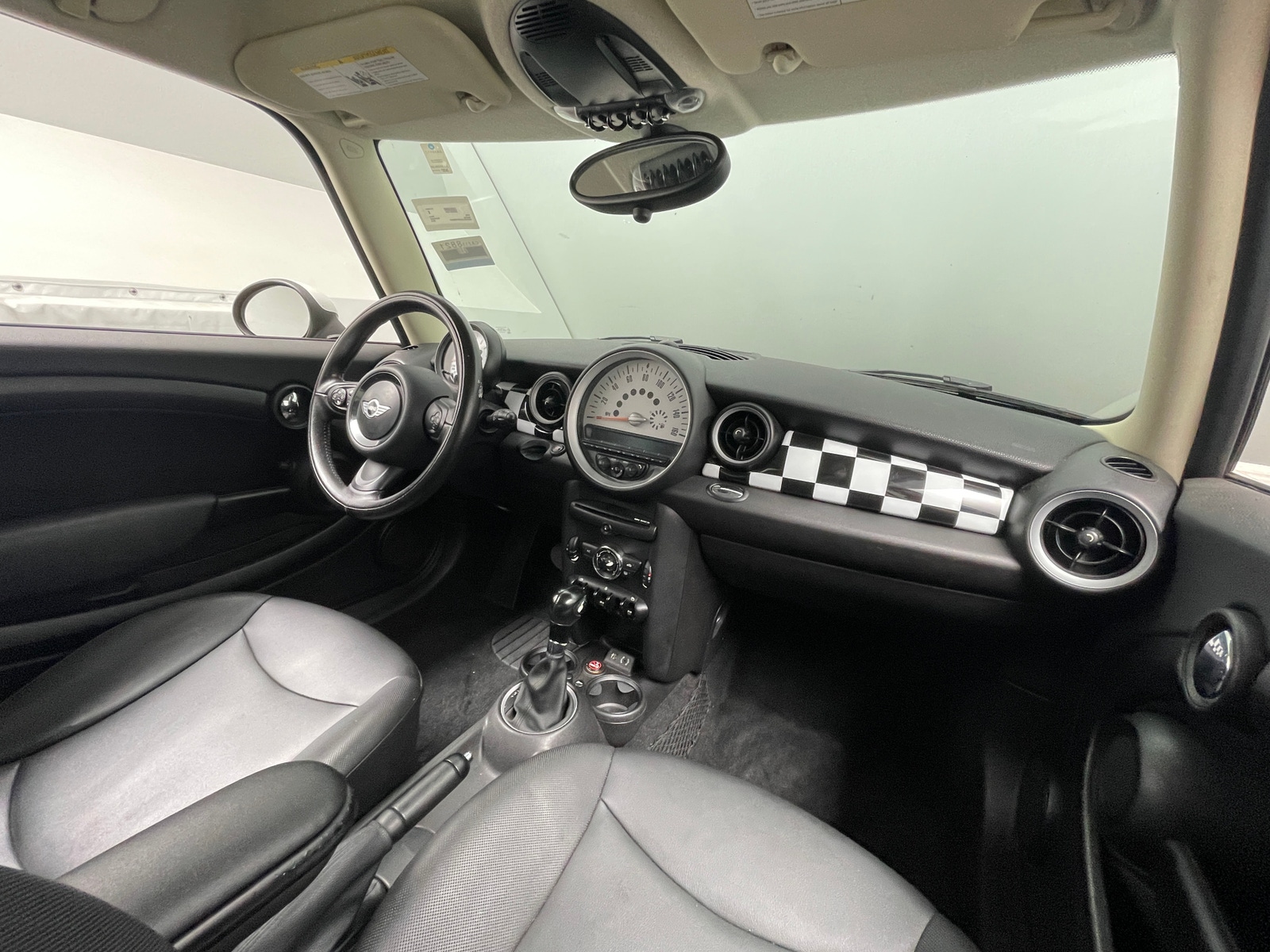 Thumbnail: 2013 MINI Cooper Hardtop - 2