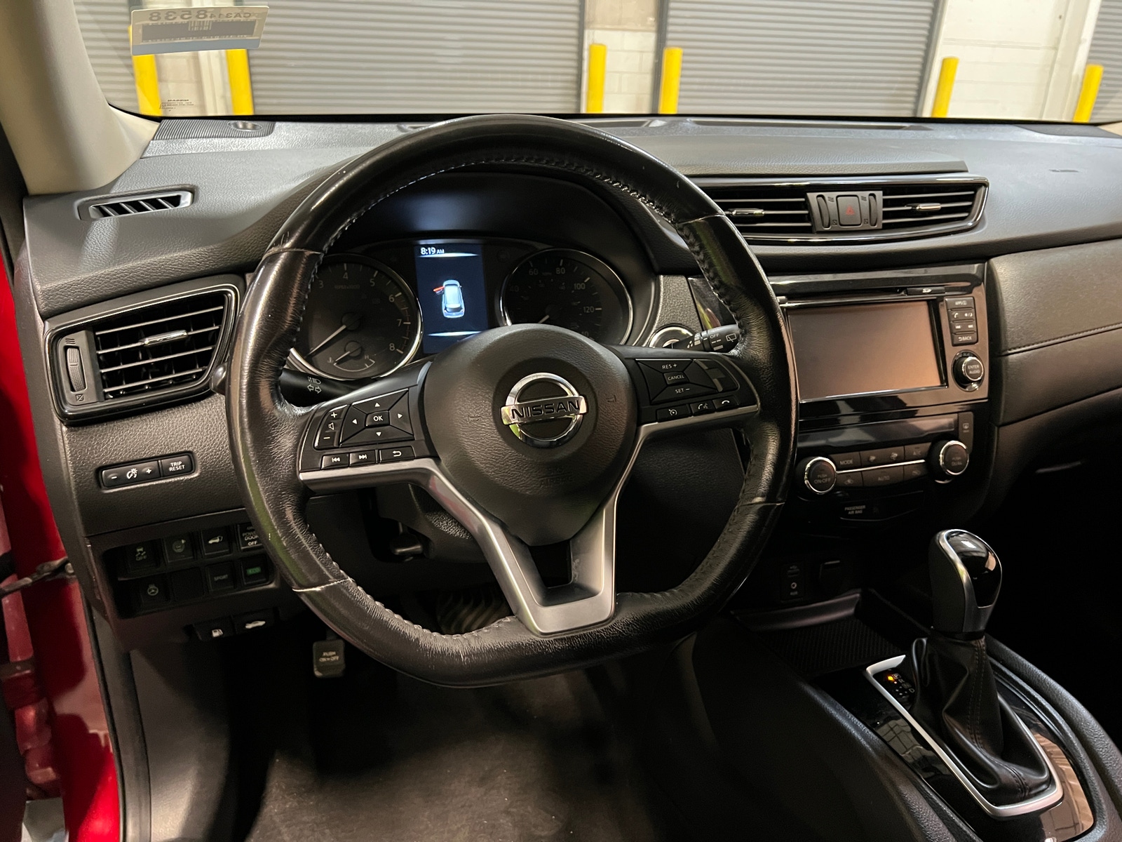 Thumbnail: 2017 Nissan Rogue - 5