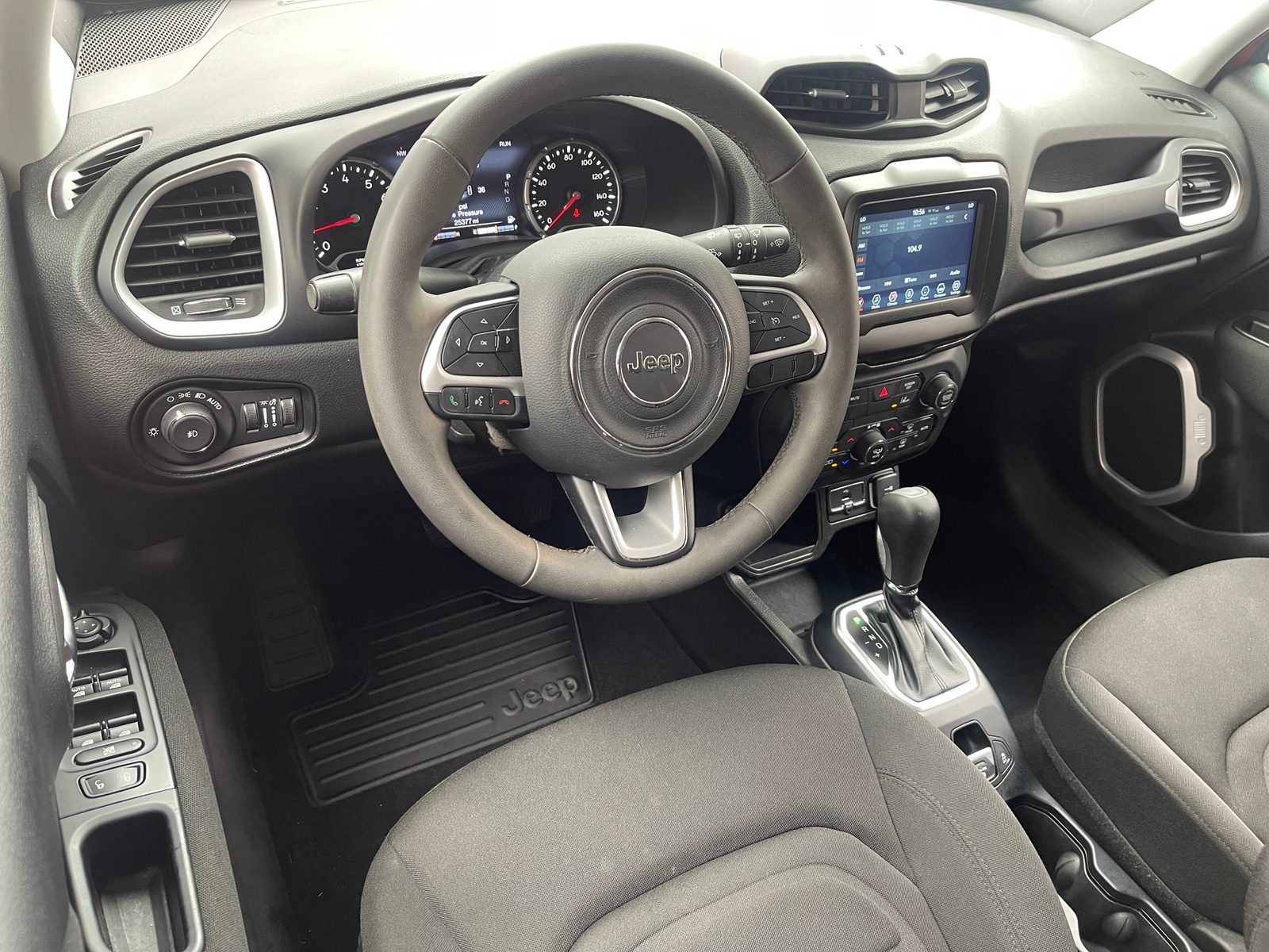 Thumbnail: 2021 Jeep Renegade - 3