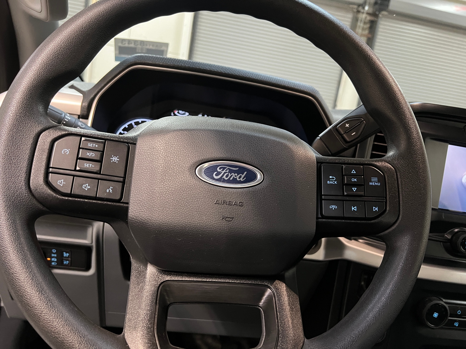 Thumbnail: 2021 Ford Econoline - 5
