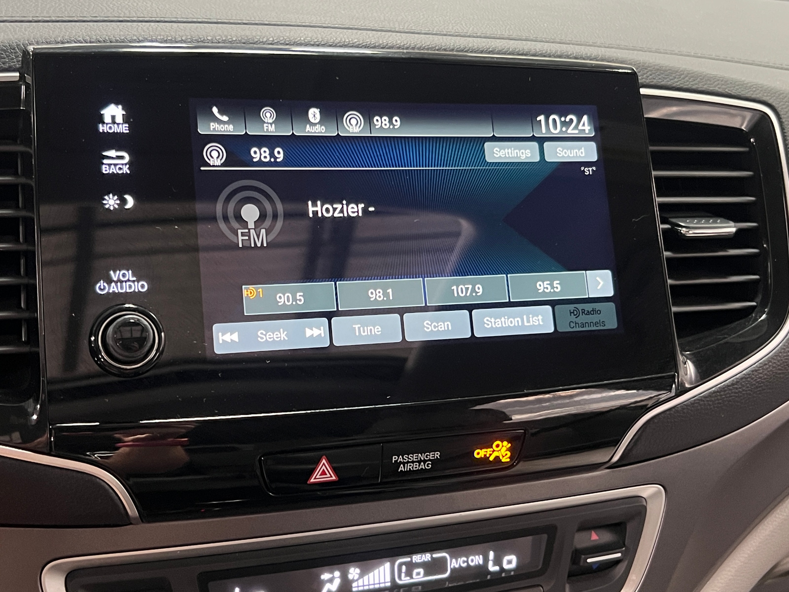 Thumbnail: 2021 Honda Pilot - 3