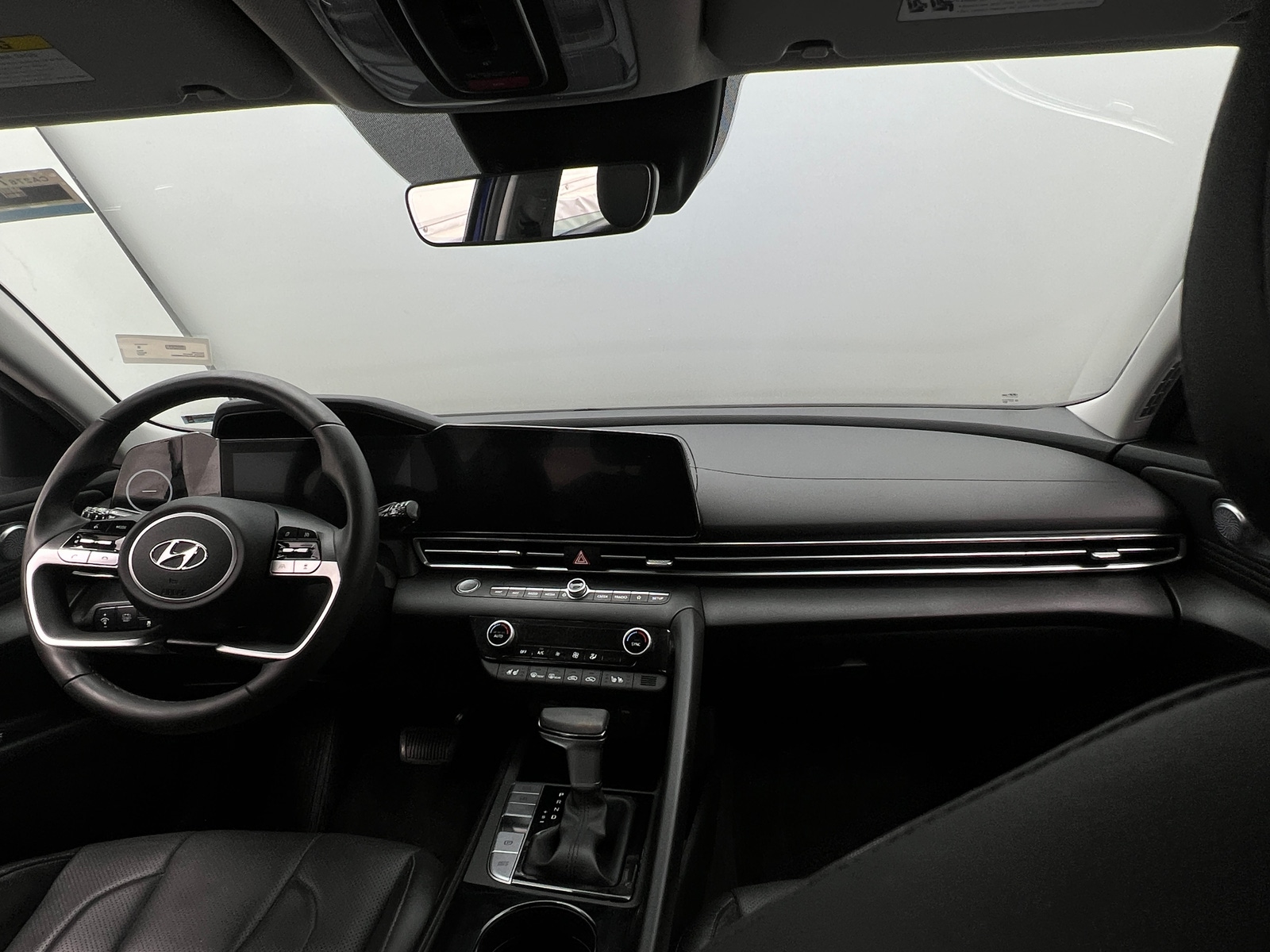 Thumbnail: 2023 Hyundai Elantra - 2