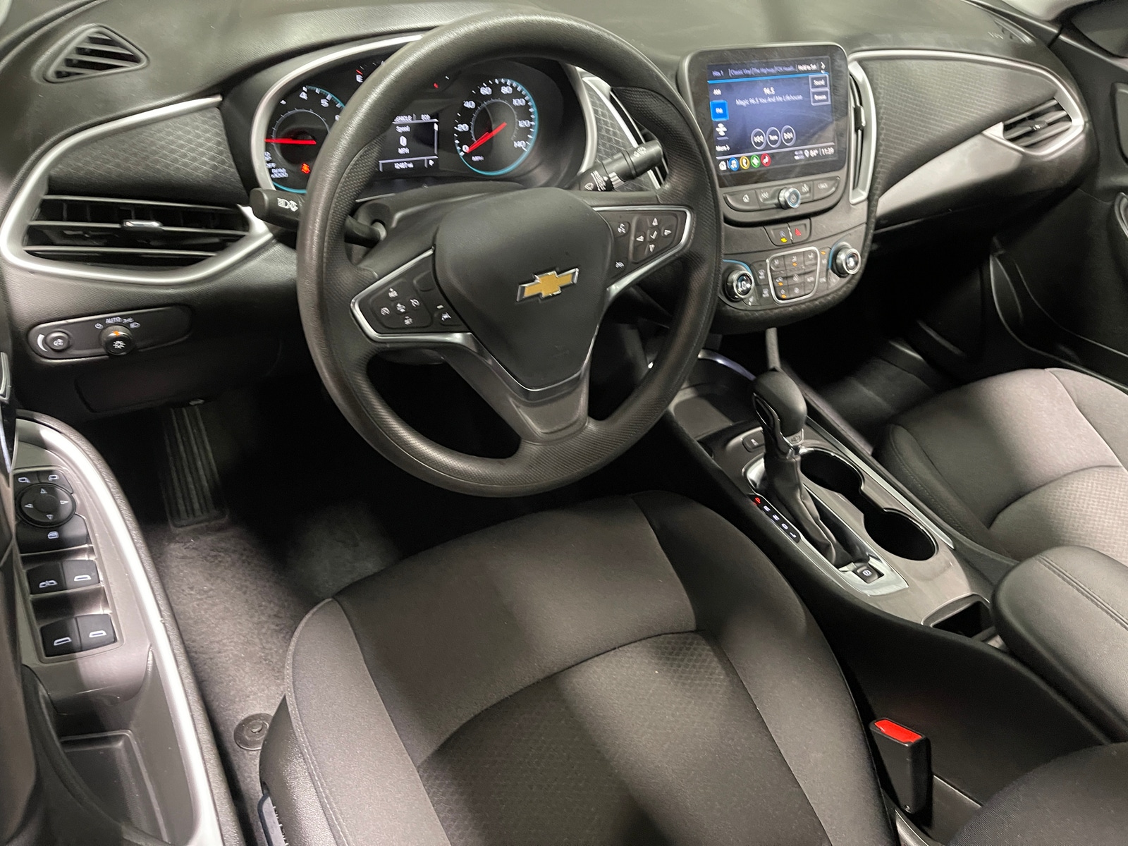 Thumbnail: 2025 Chevrolet Malibu - 3