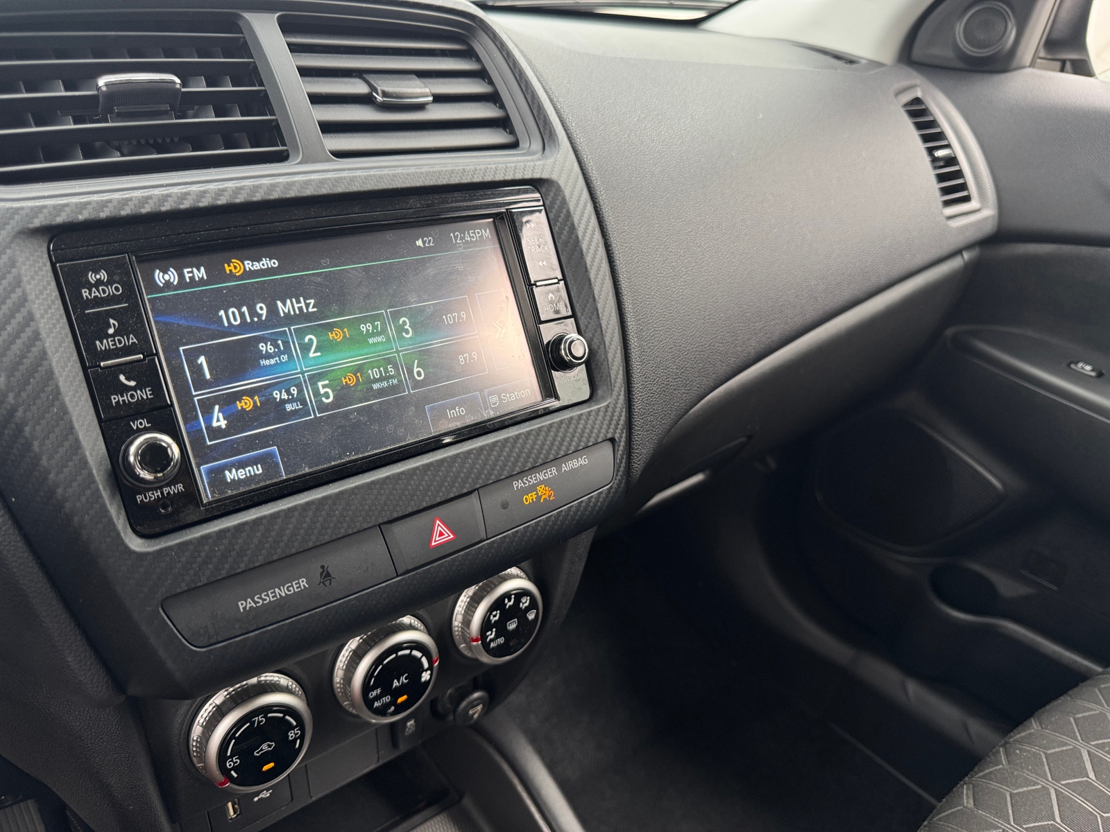 Thumbnail: 2024 Mitsubishi Outlander Sport - 4