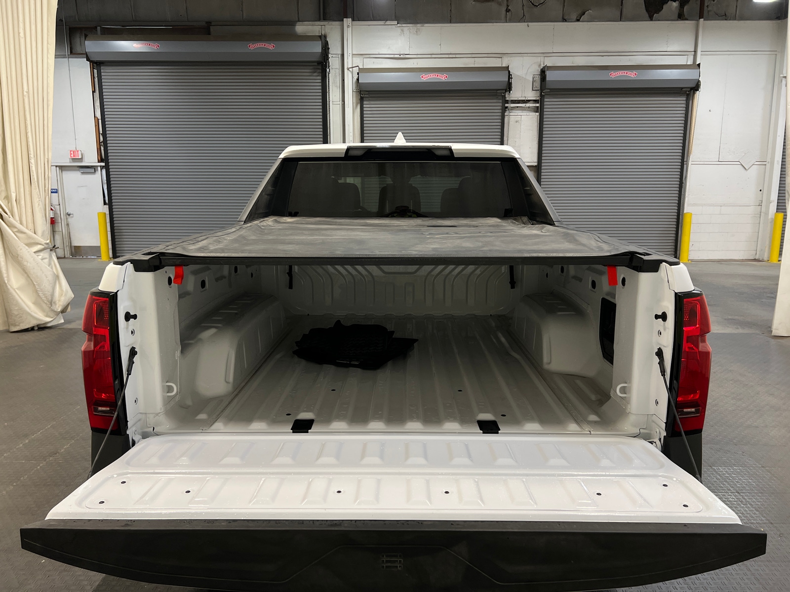 Thumbnail: 2024 Chevrolet Silverado EV - 7