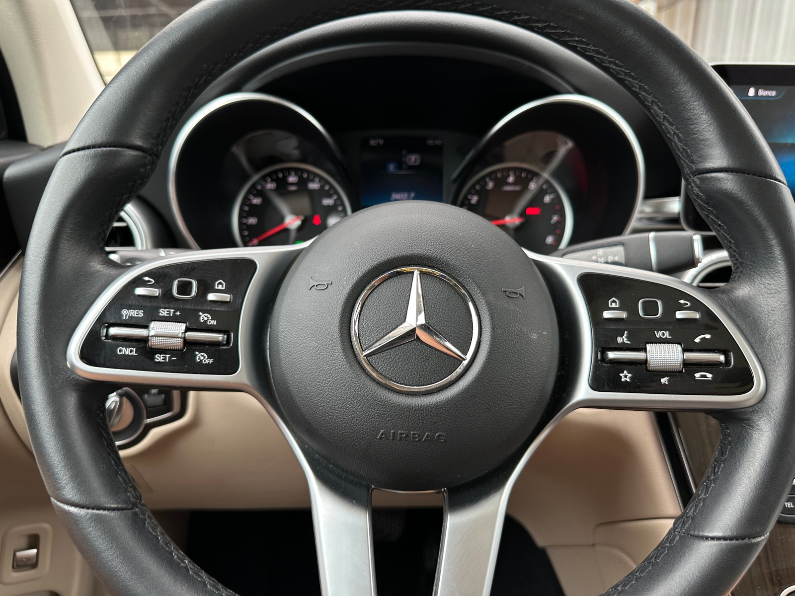 Thumbnail: 2022 Mercedes-Benz GLC - 4