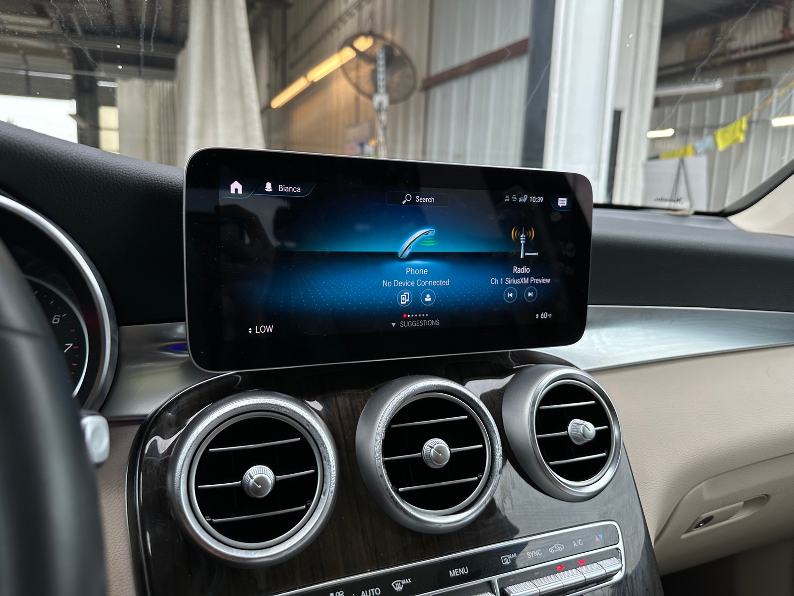 Thumbnail: 2022 Mercedes-Benz GLC - 3